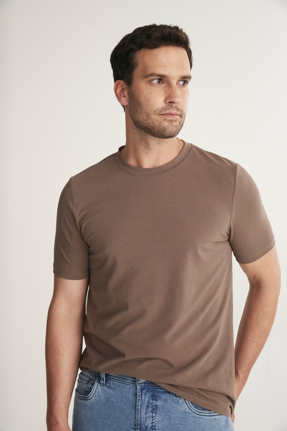 Basic crew neck T-shirt
