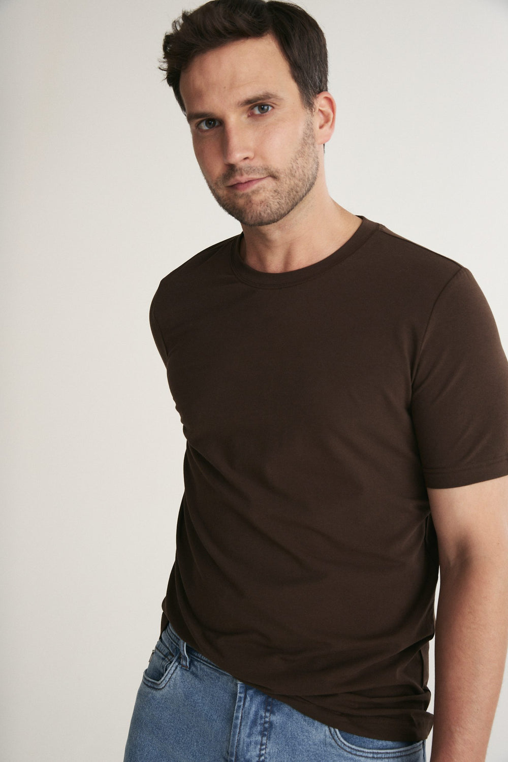 Basic crew neck T-shirt