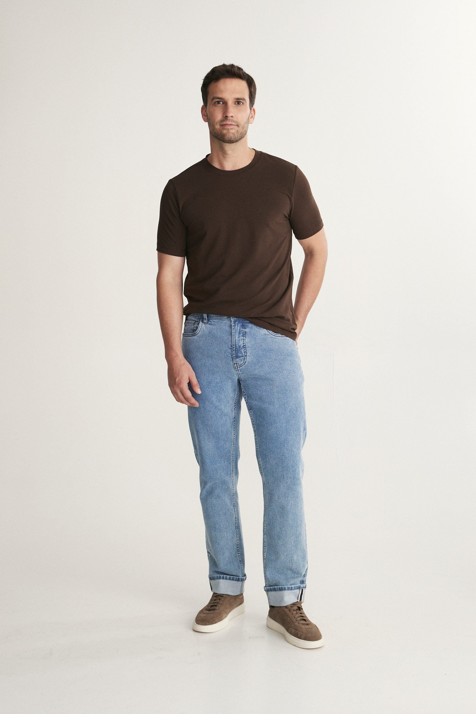 Basic crew neck T-shirt
