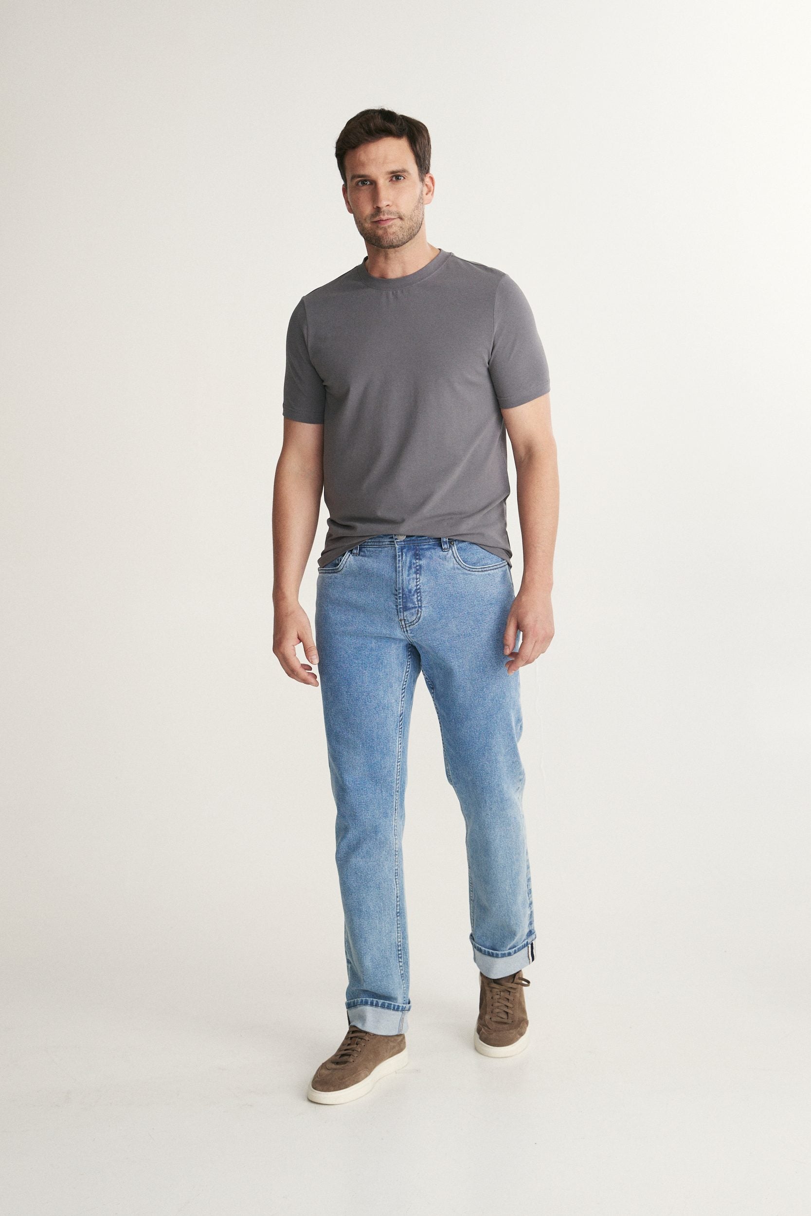 Basic crew neck T-shirt