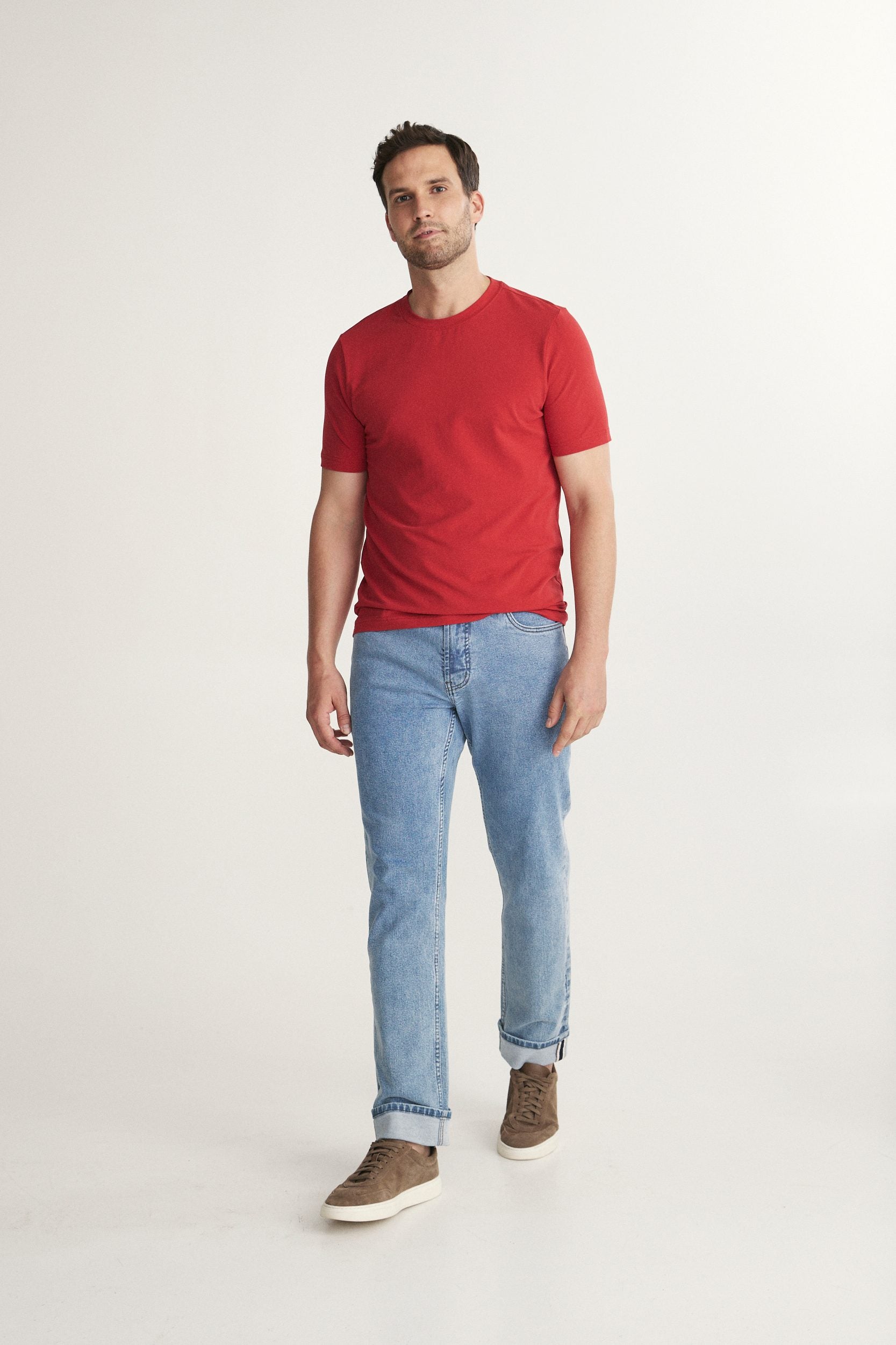 Basic crew neck T-shirt