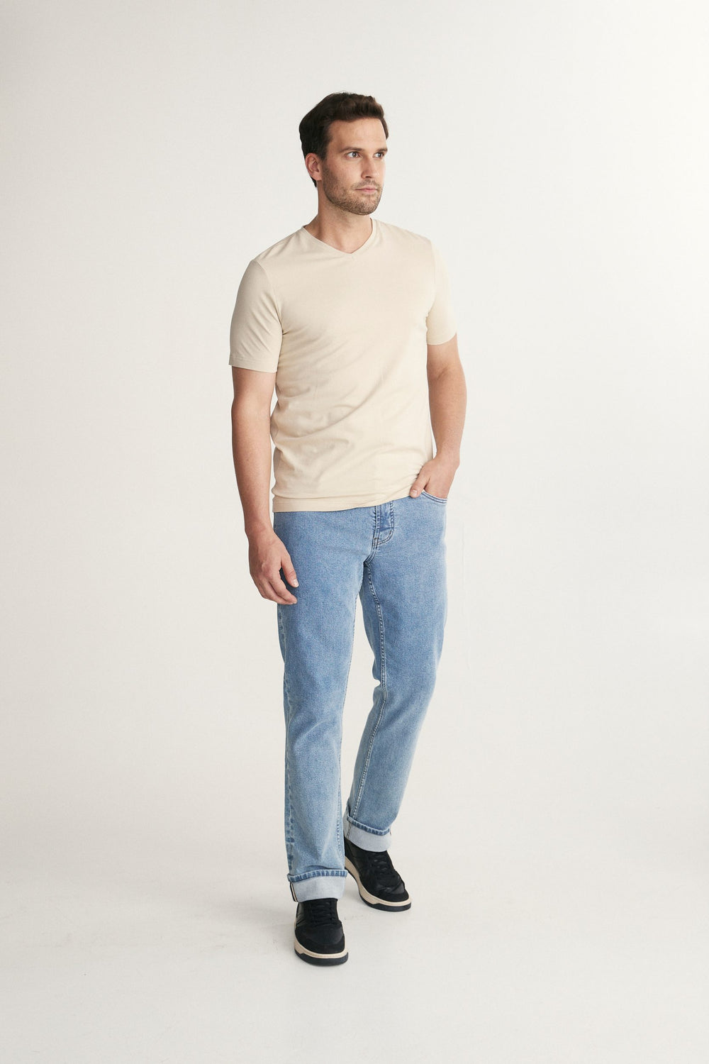 Basic V neck T-shirt