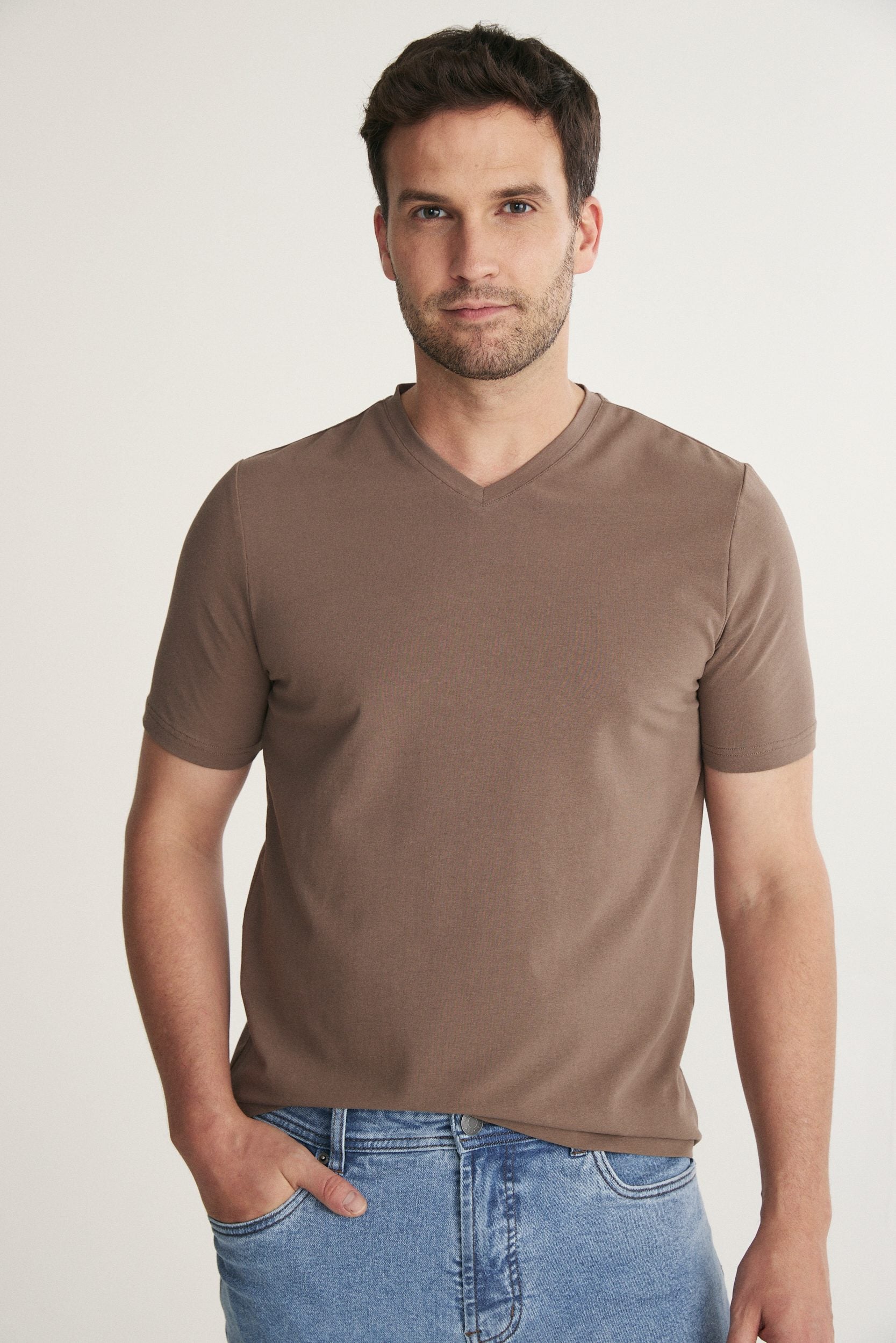 Basic V neck T-shirt