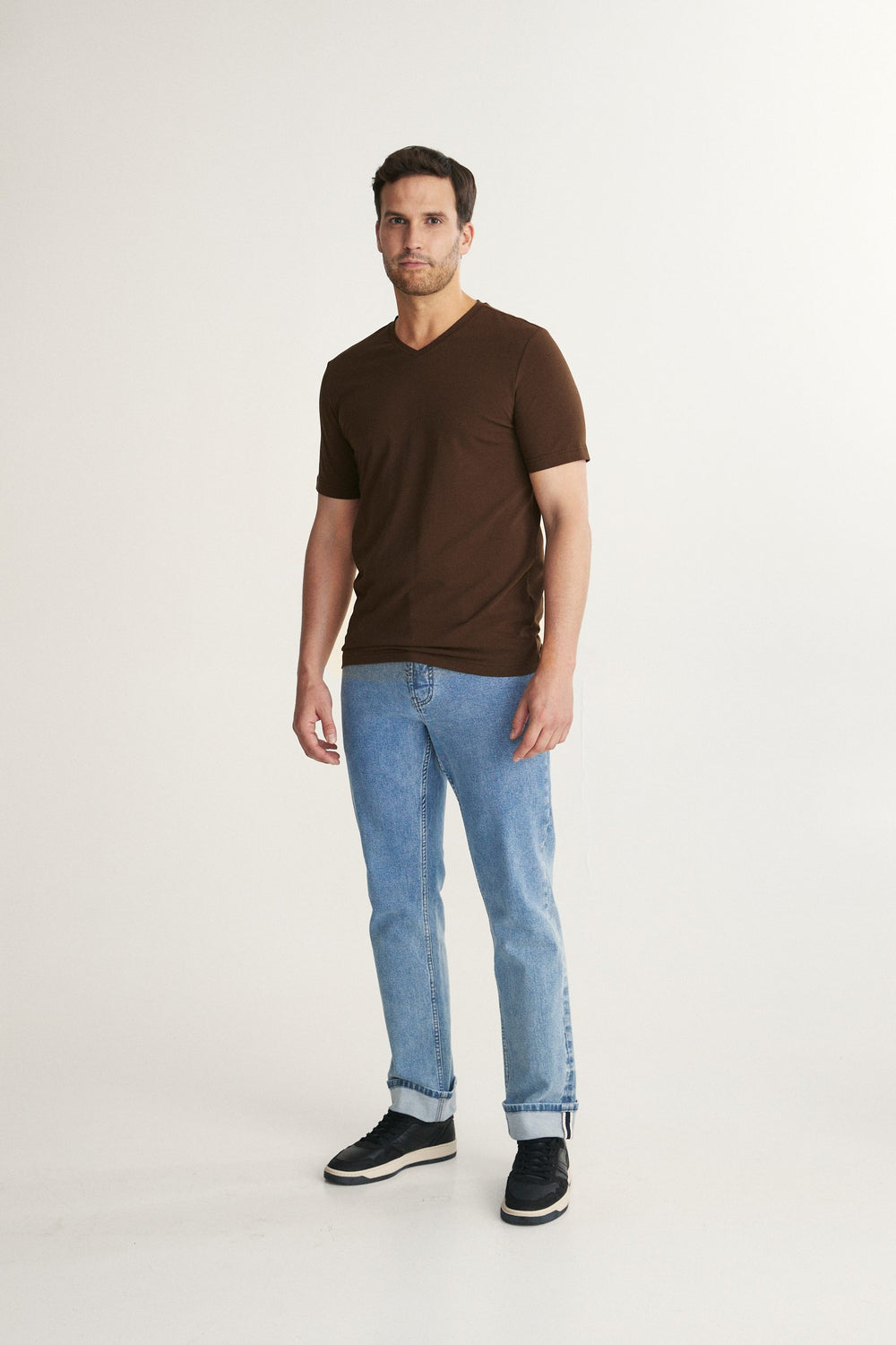 Basic V neck T-shirt