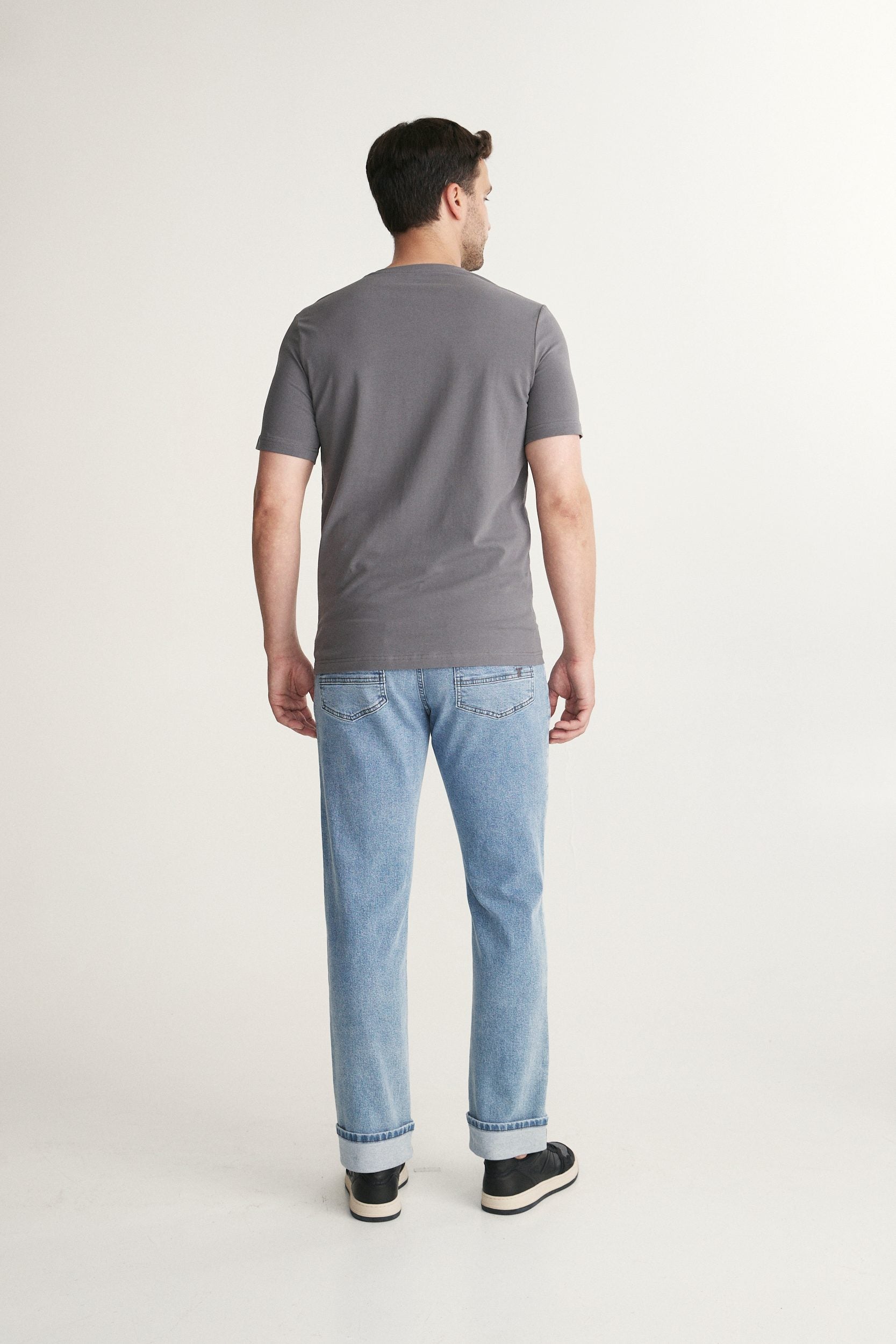Basic V neck T-shirt