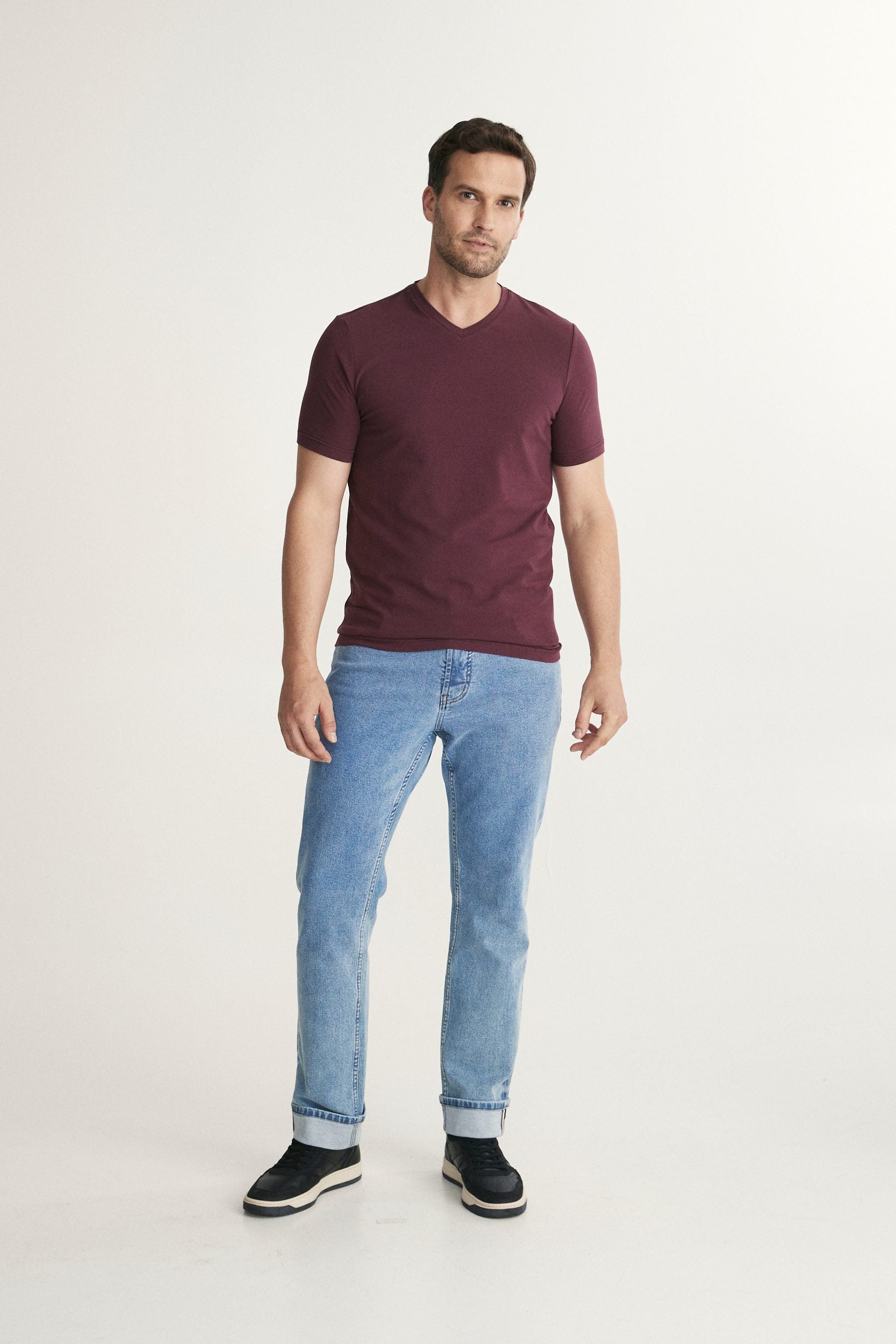 Basic V neck T-shirt