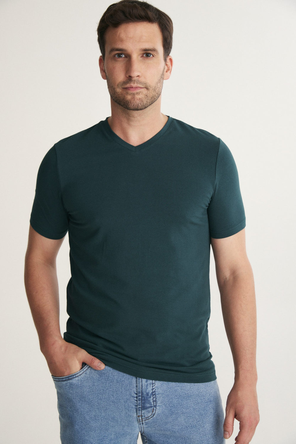 Basic V neck T-shirt