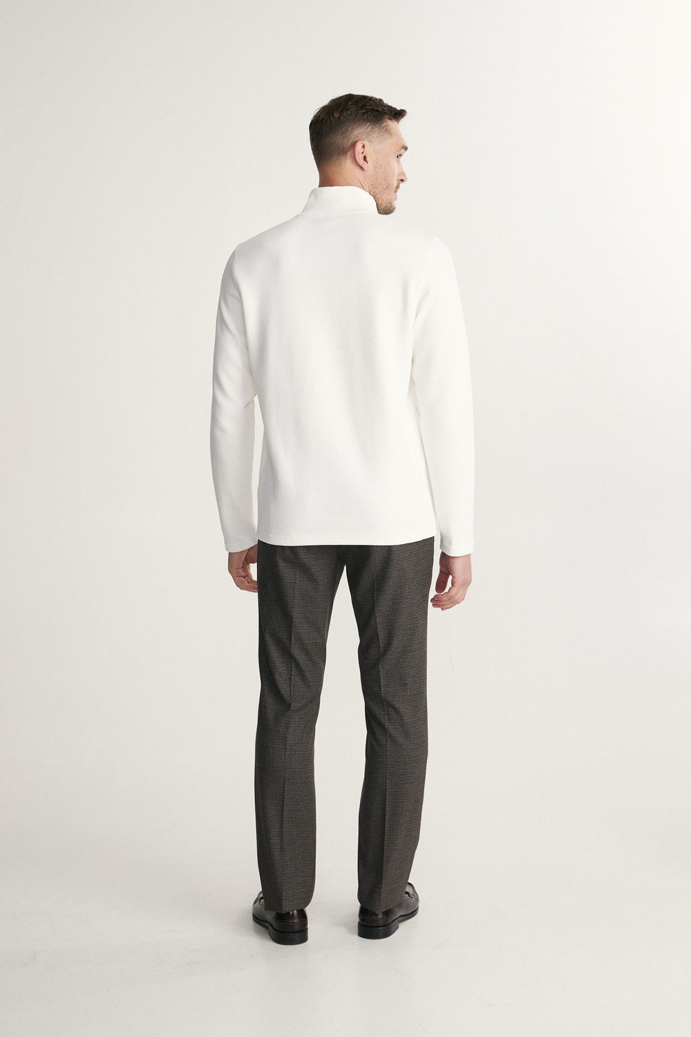 T-shirt texturé col montant à zip avec faux suède