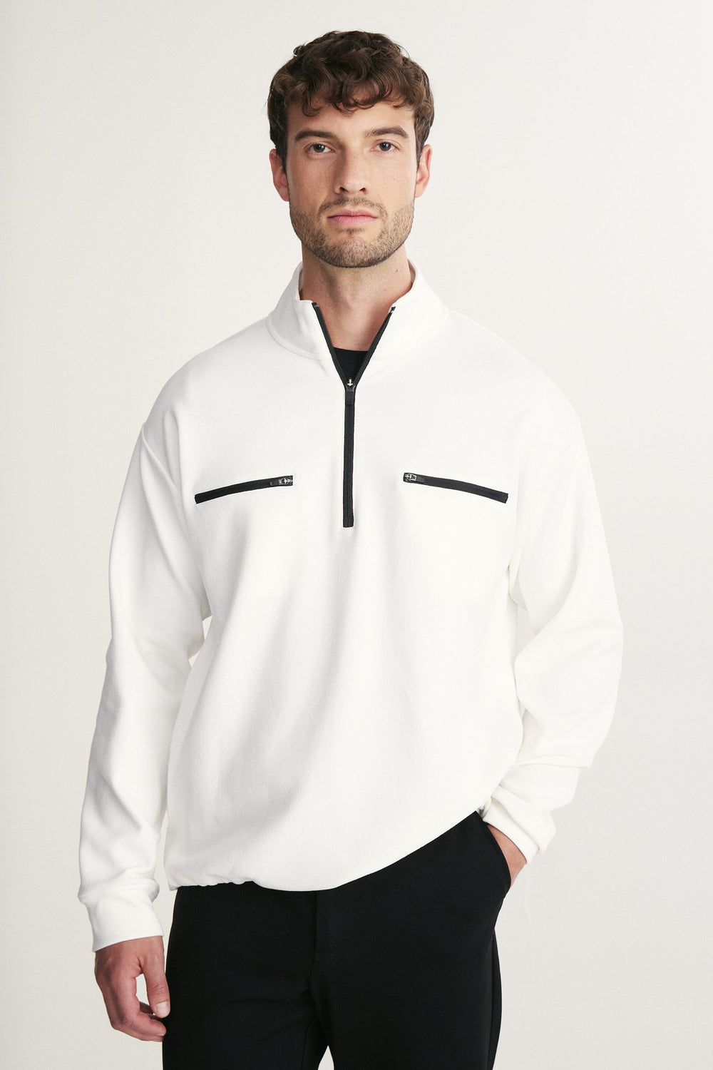 Sweat-shirt à épaules tombantes et demi-zip
