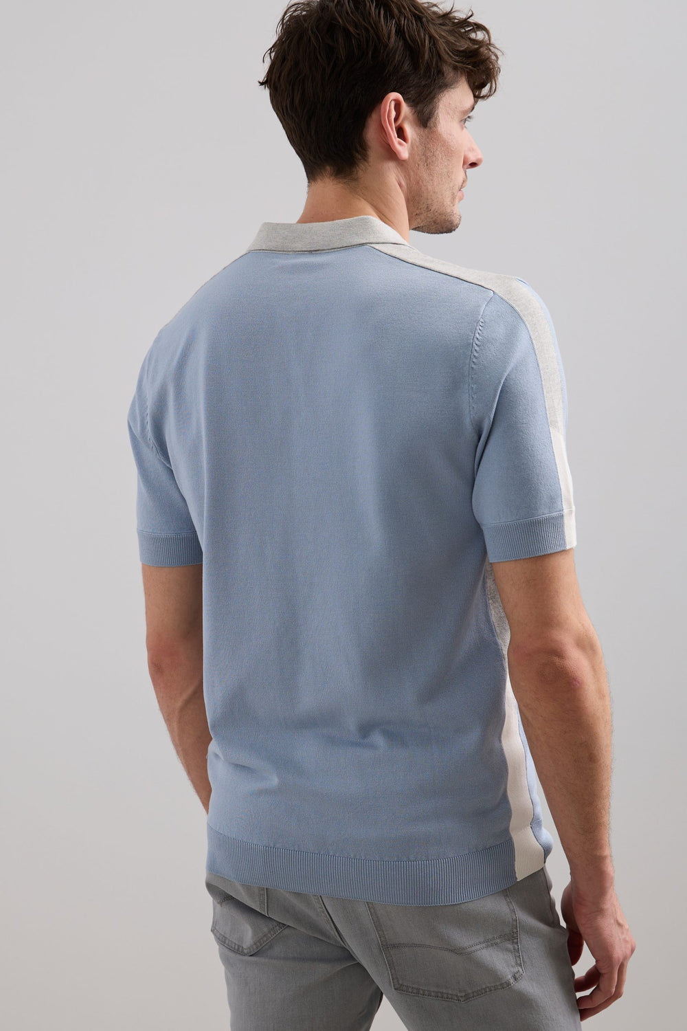 Polo blocs de couleur en tricot