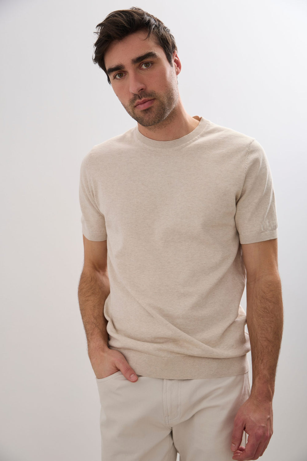 Pull tricot à manches courtes