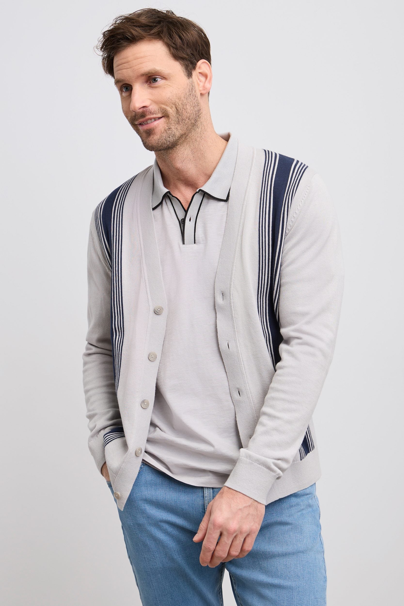 Cardigan à rayures rétro