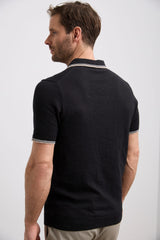 Contrasting details knitted polo