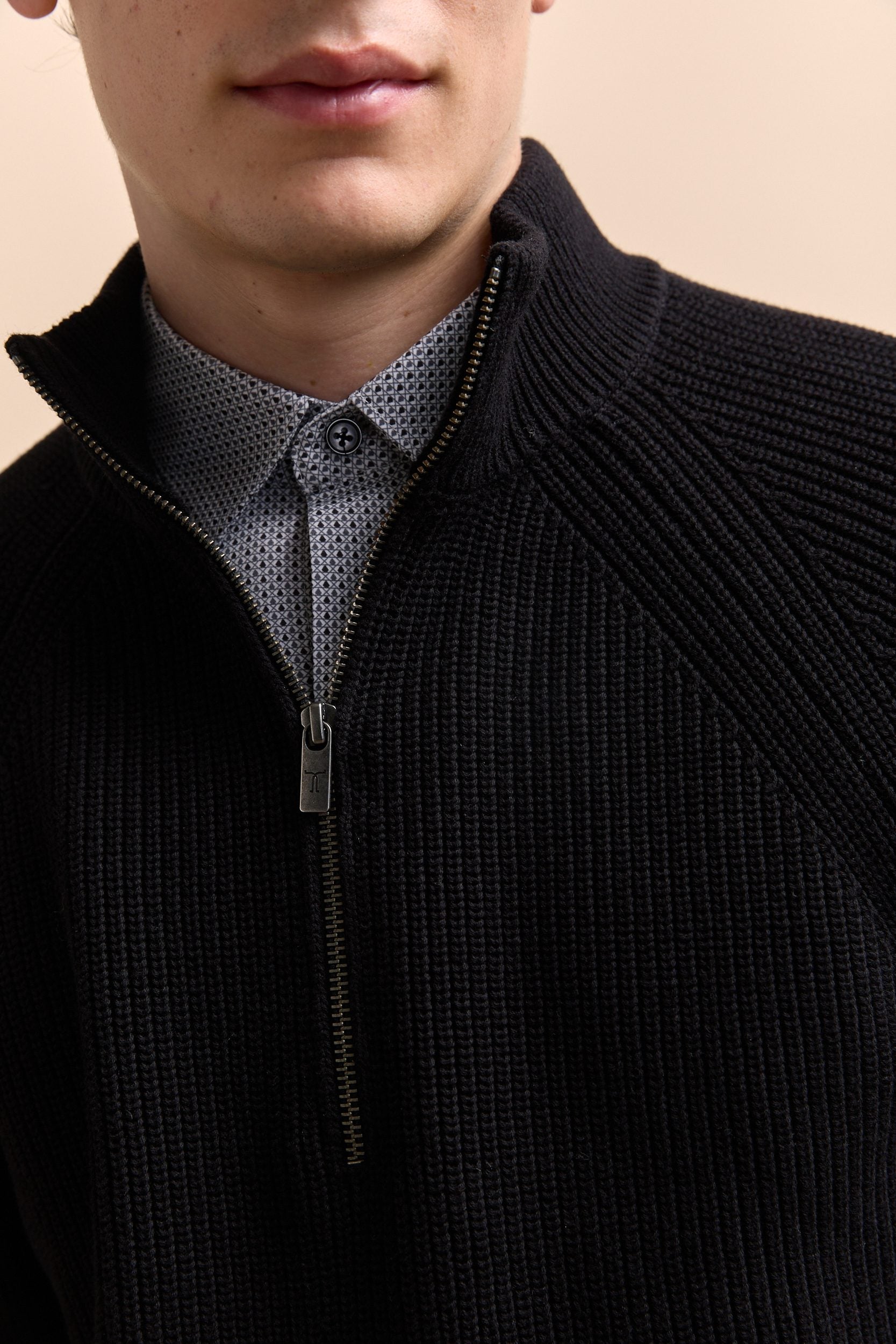 Pull col montant à zip