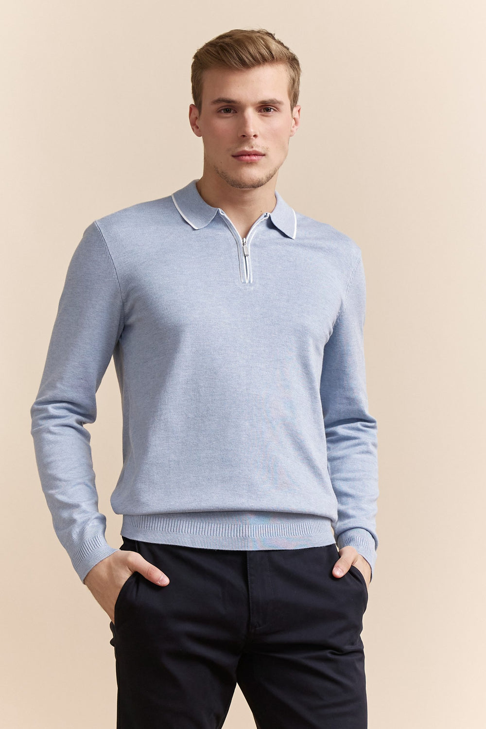 Polo en maille détails contrastants