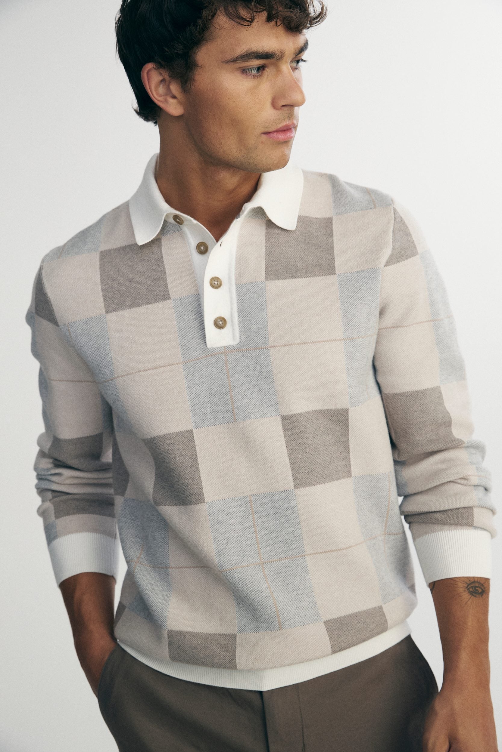 Checked jacquard knit sweater