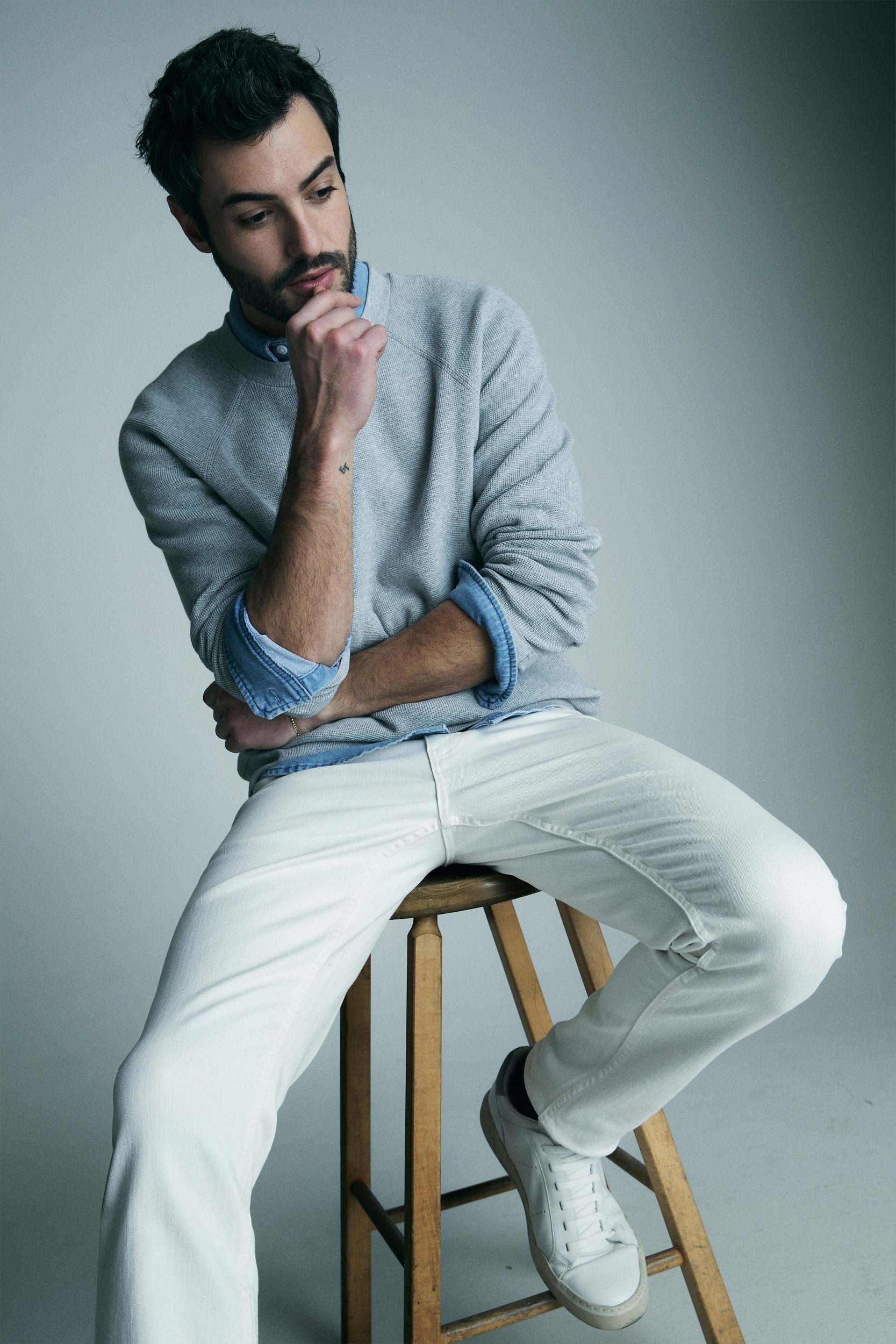 Raglan sleeve sweater