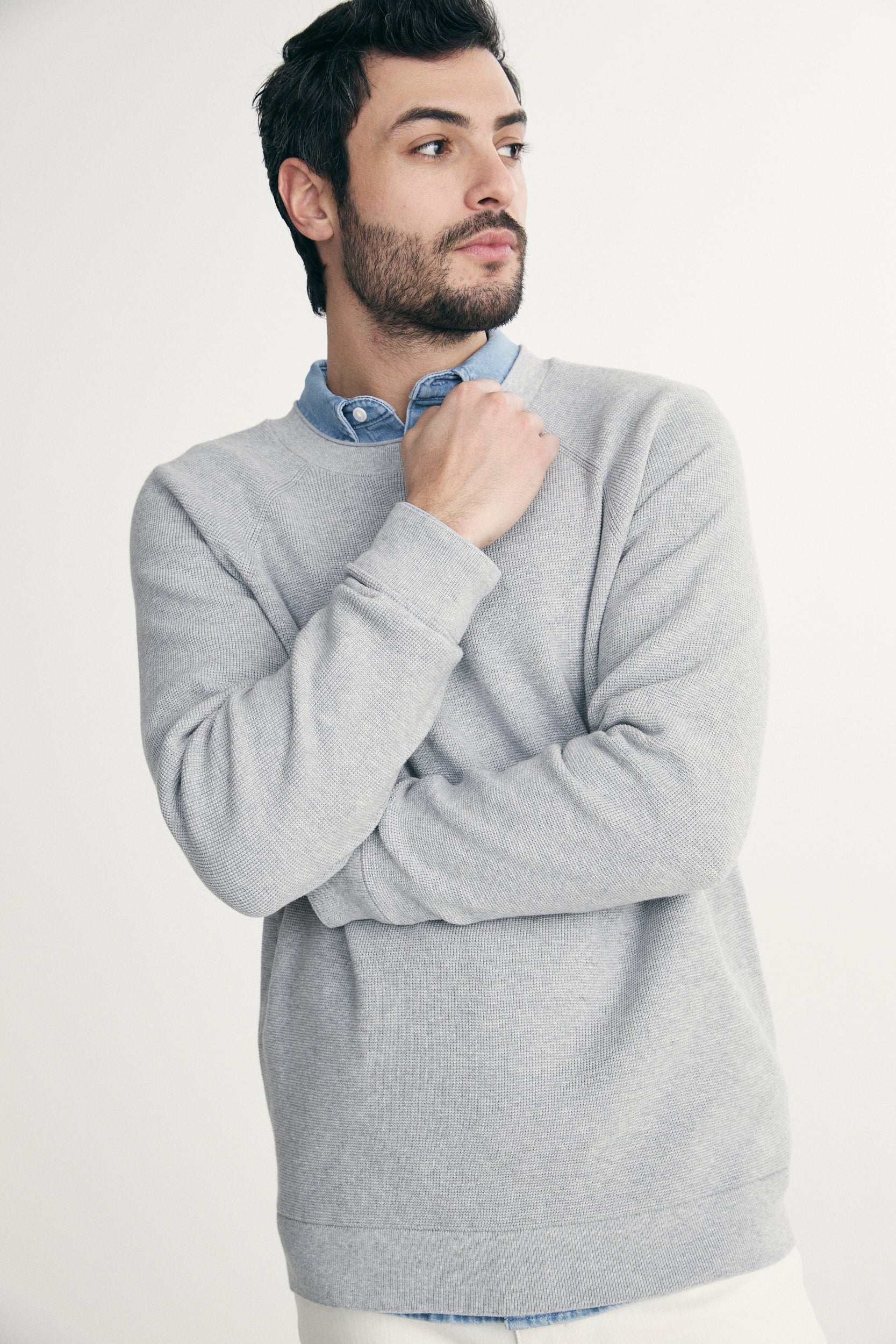 Raglan sleeve sweater