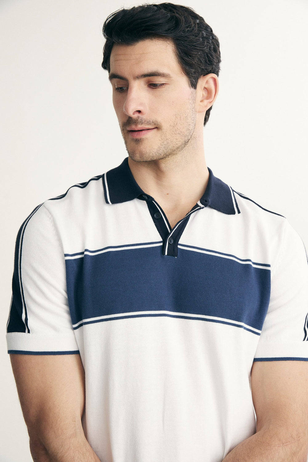 Polo en tricot bloc de couleurs