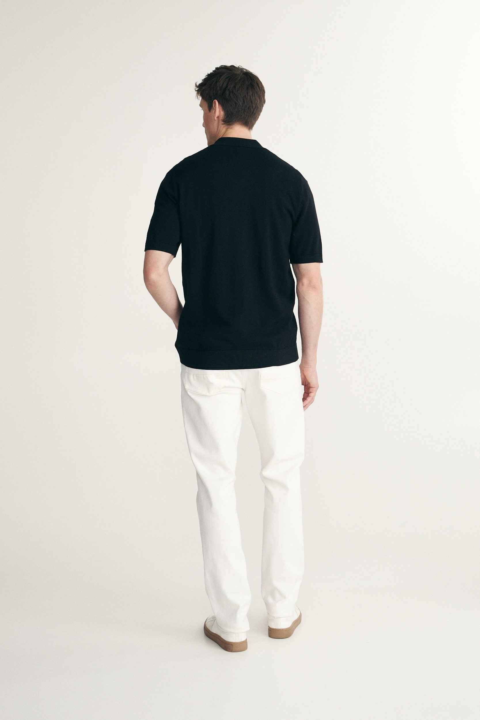 Chemise de maille à rayures verticales