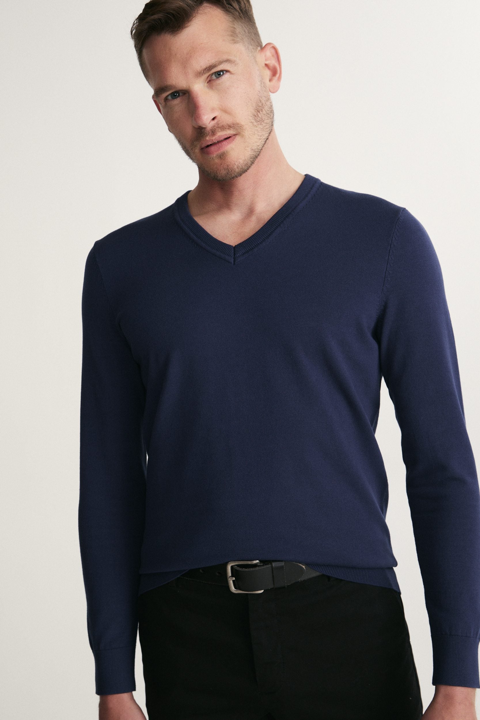 Long sleeve V-neck Sweater
