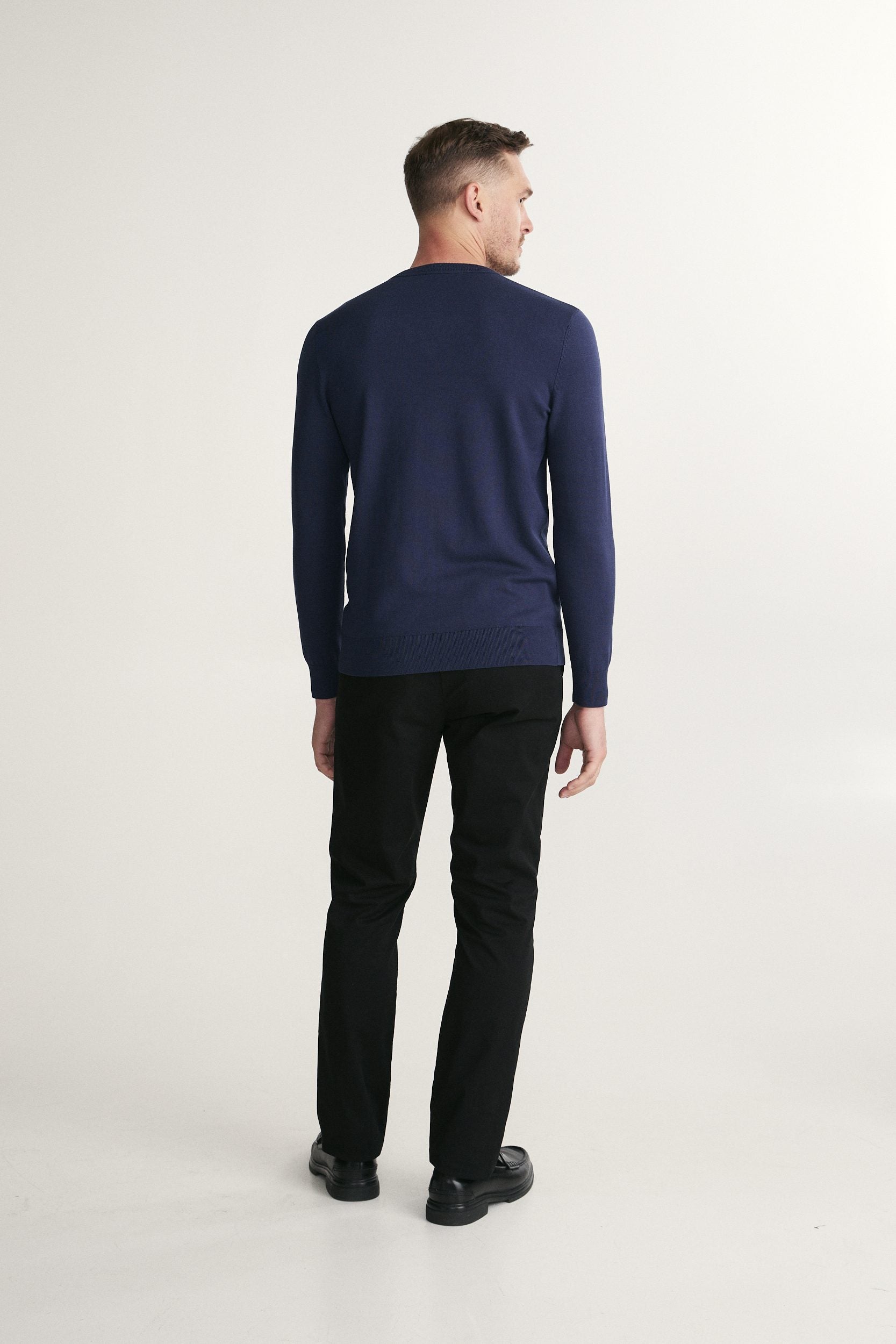 Long sleeve V-neck Sweater