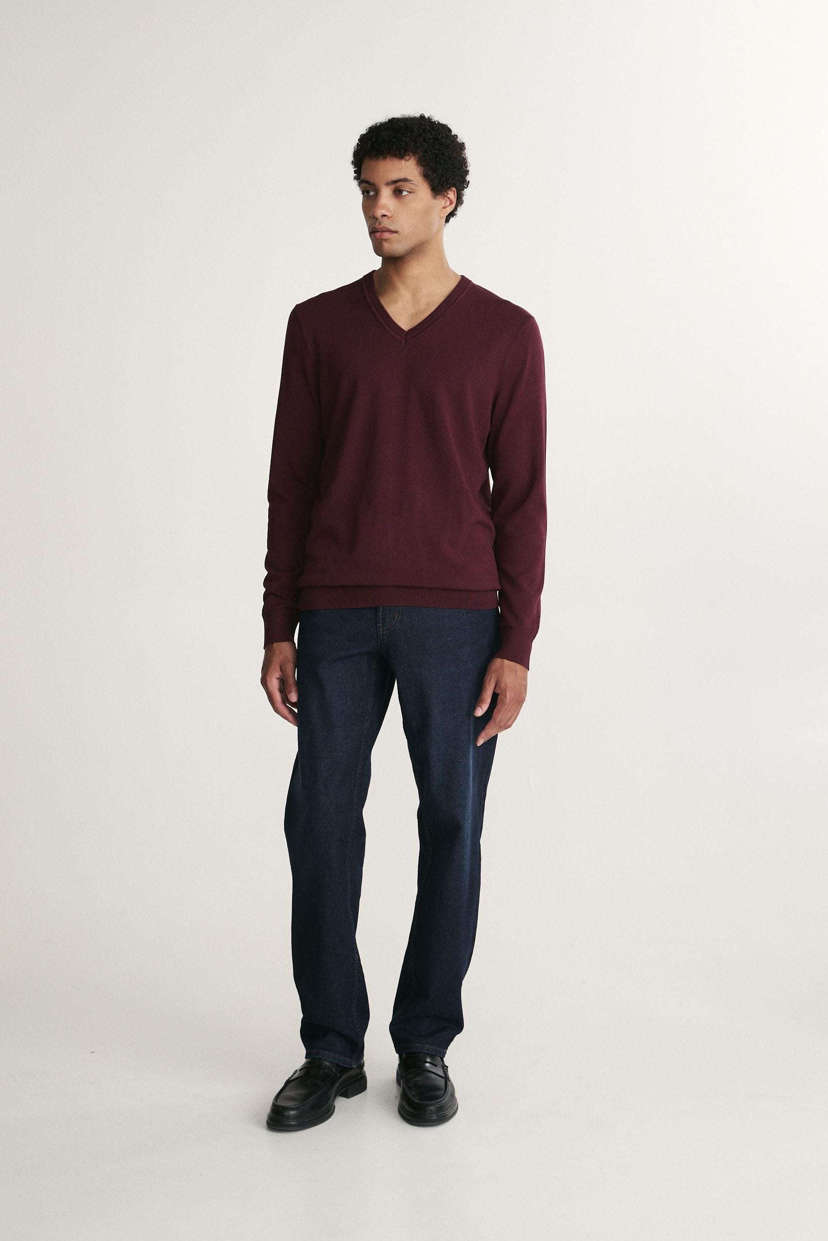 Long sleeve V-neck