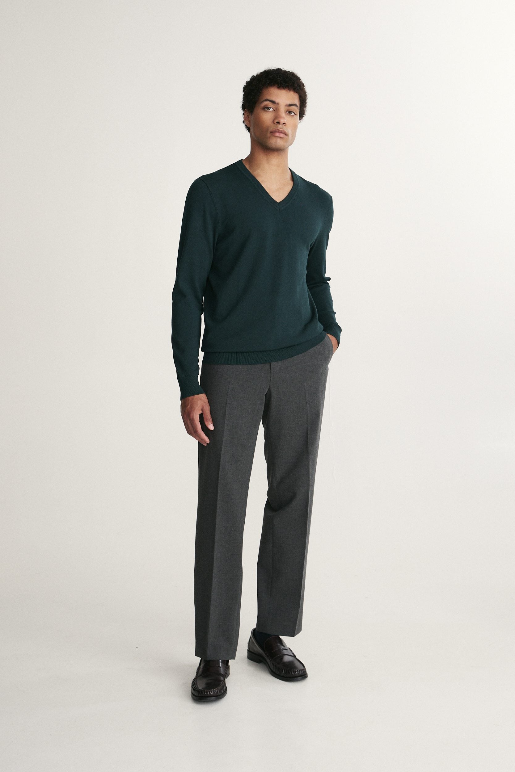 Long sleeve V-neck