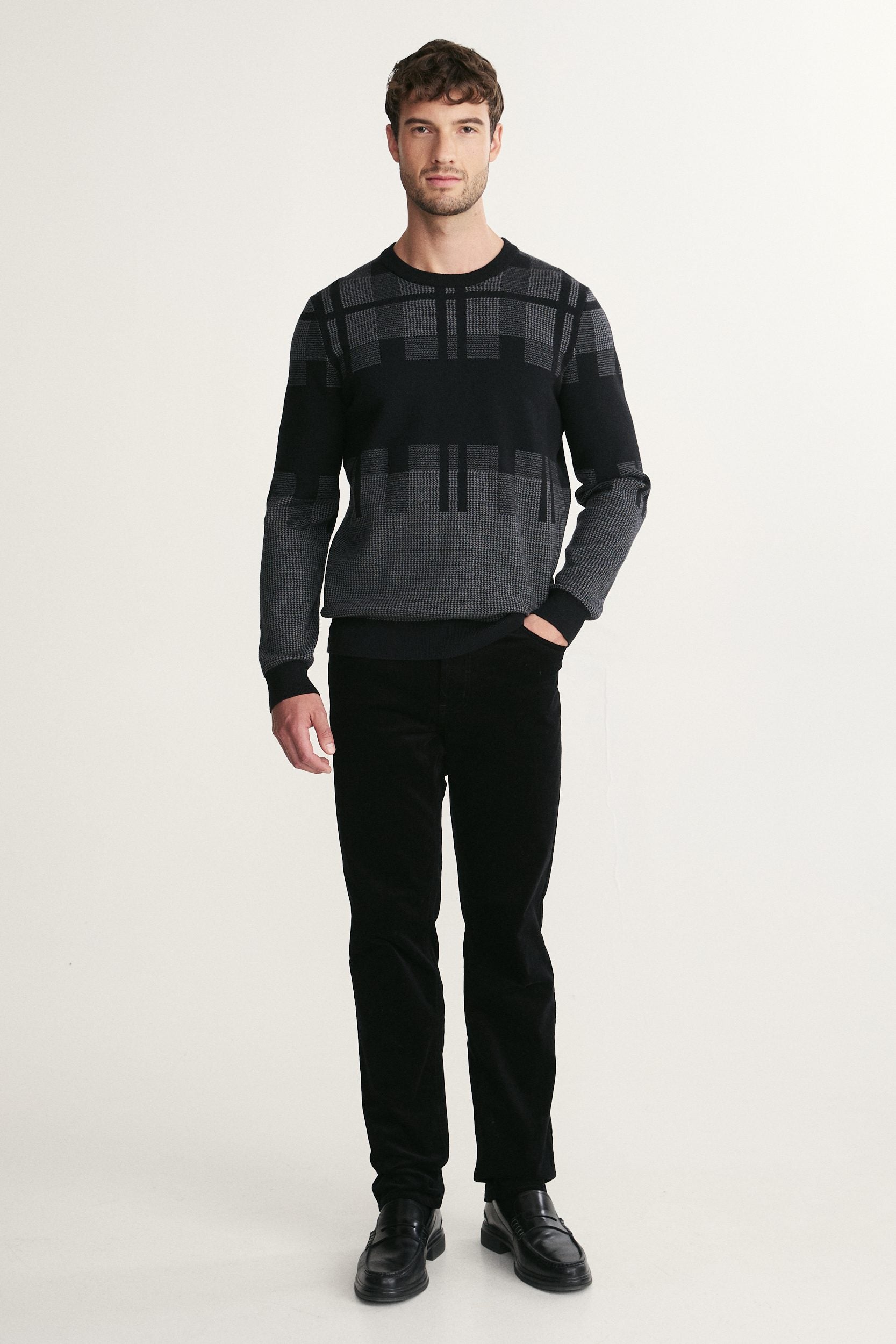 Pull col rond jacquard à carreaux