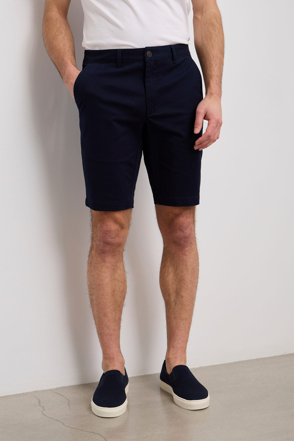 Short Chino