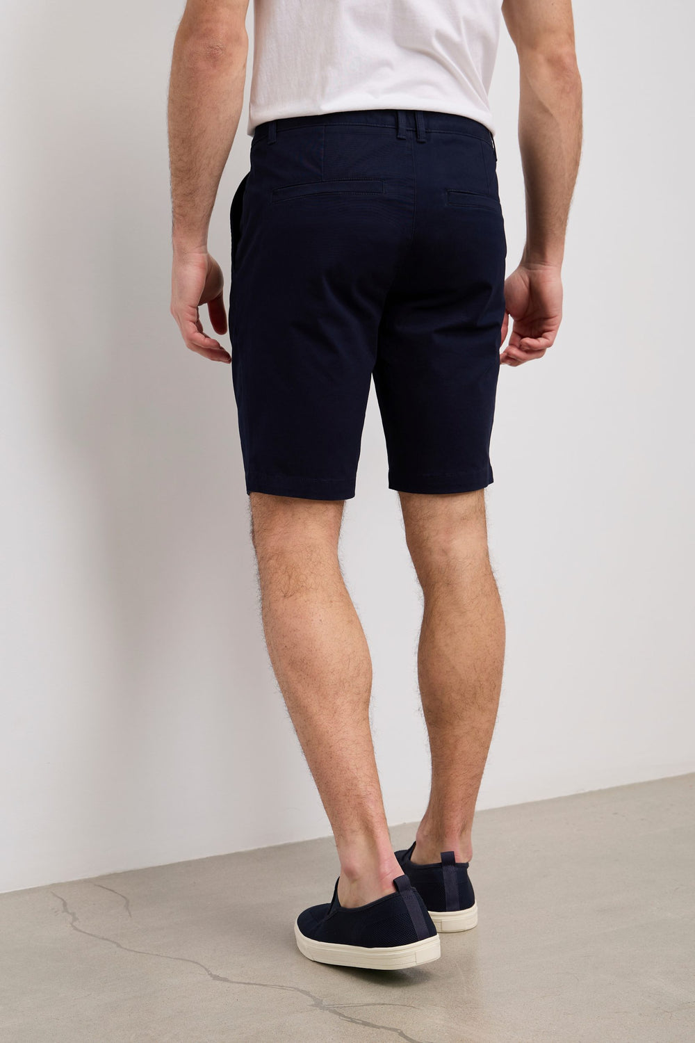 Short Chino