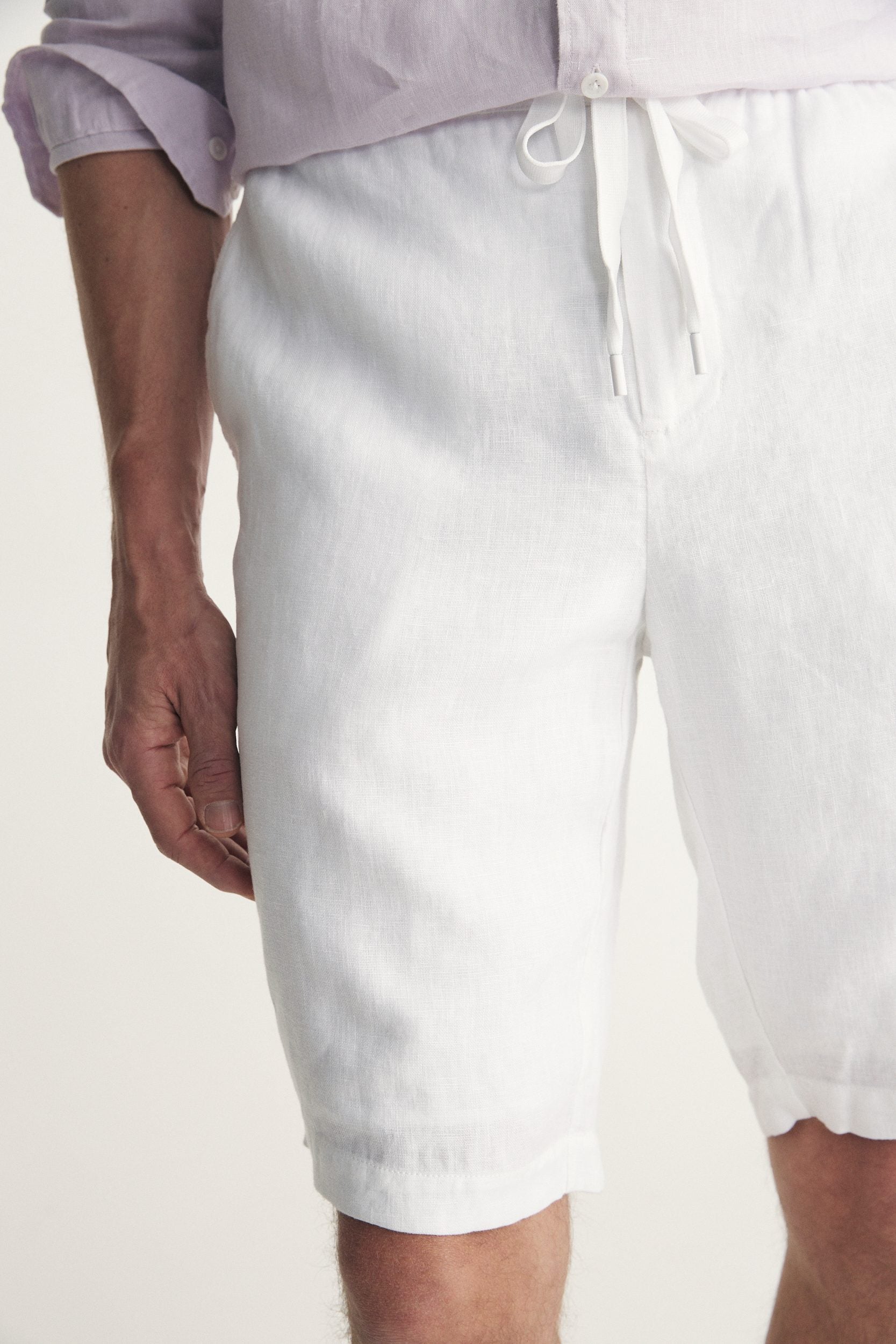 Linen bermuda with drawstring