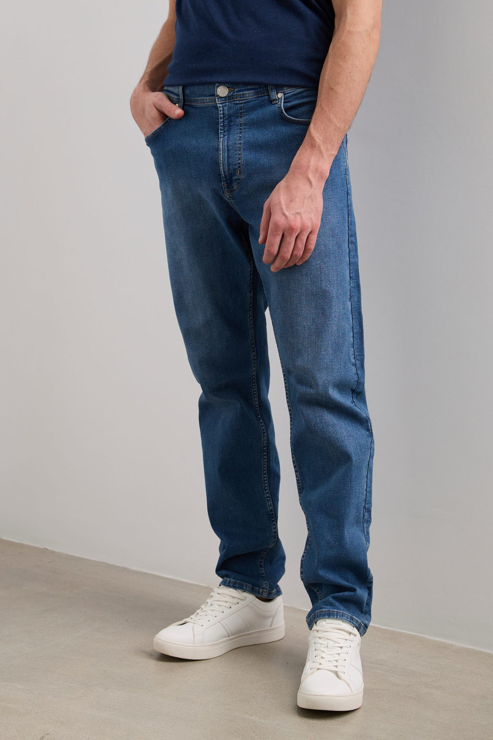 Jeans coupe confort cinq poches