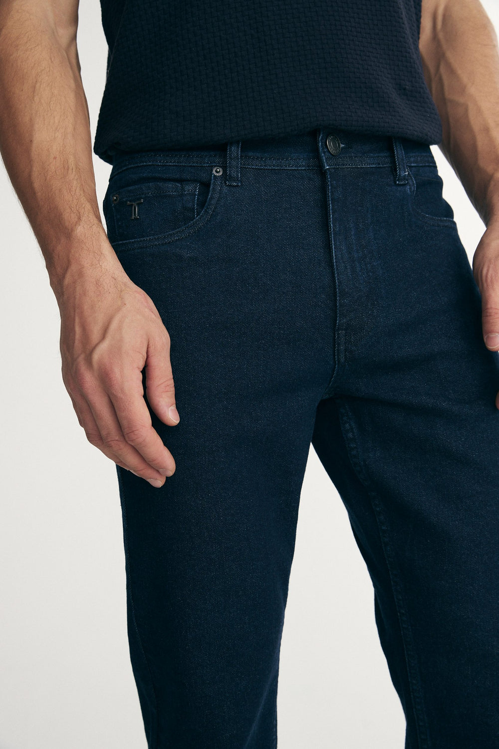 Five pockets straight jeans