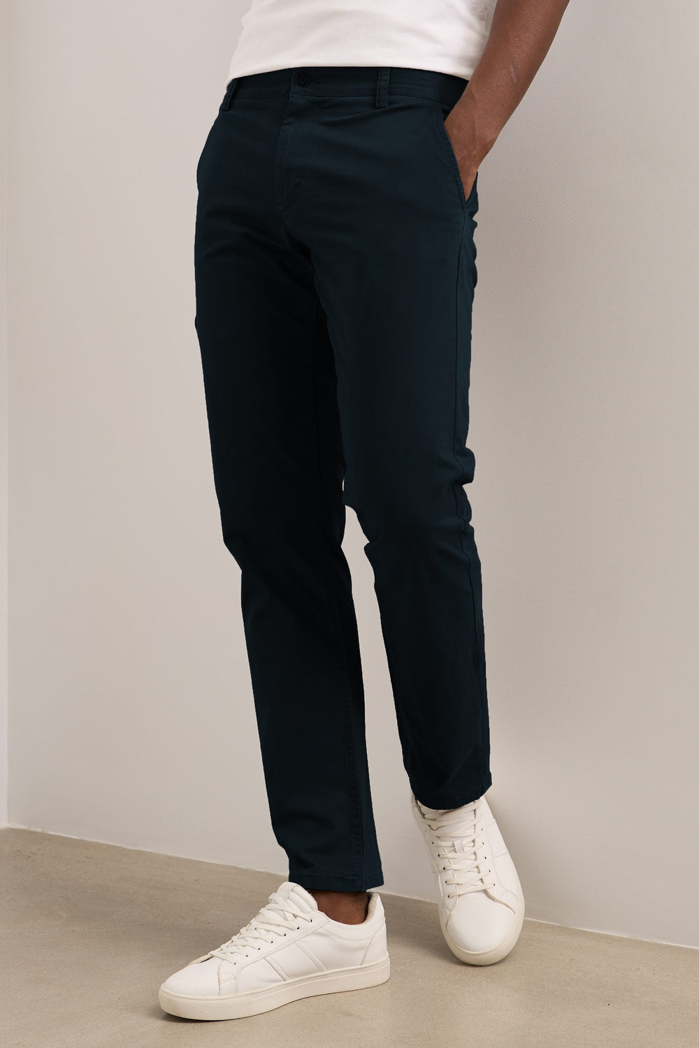Chino coupe étroite