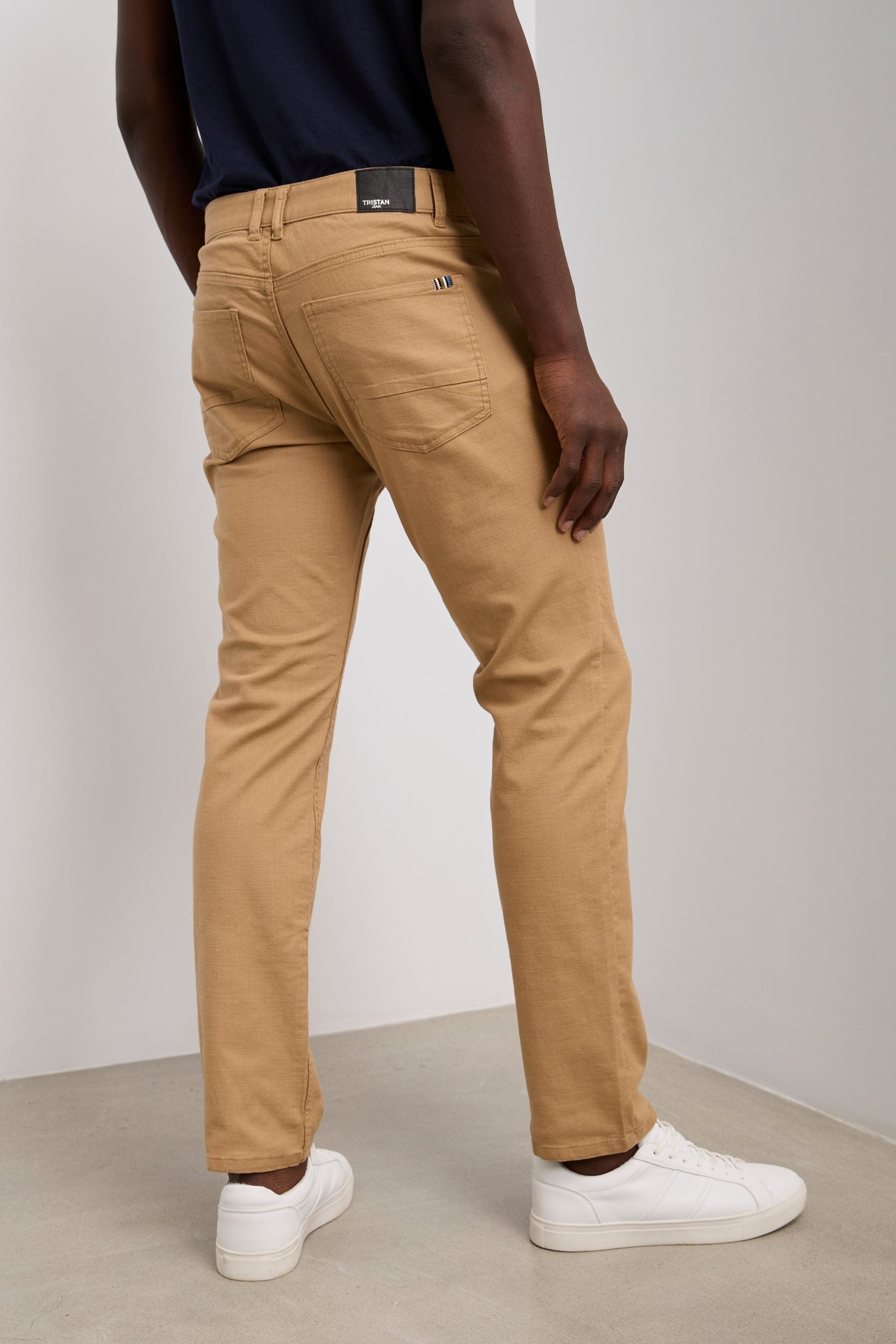 Pantalon texturé étroit cinq poches
