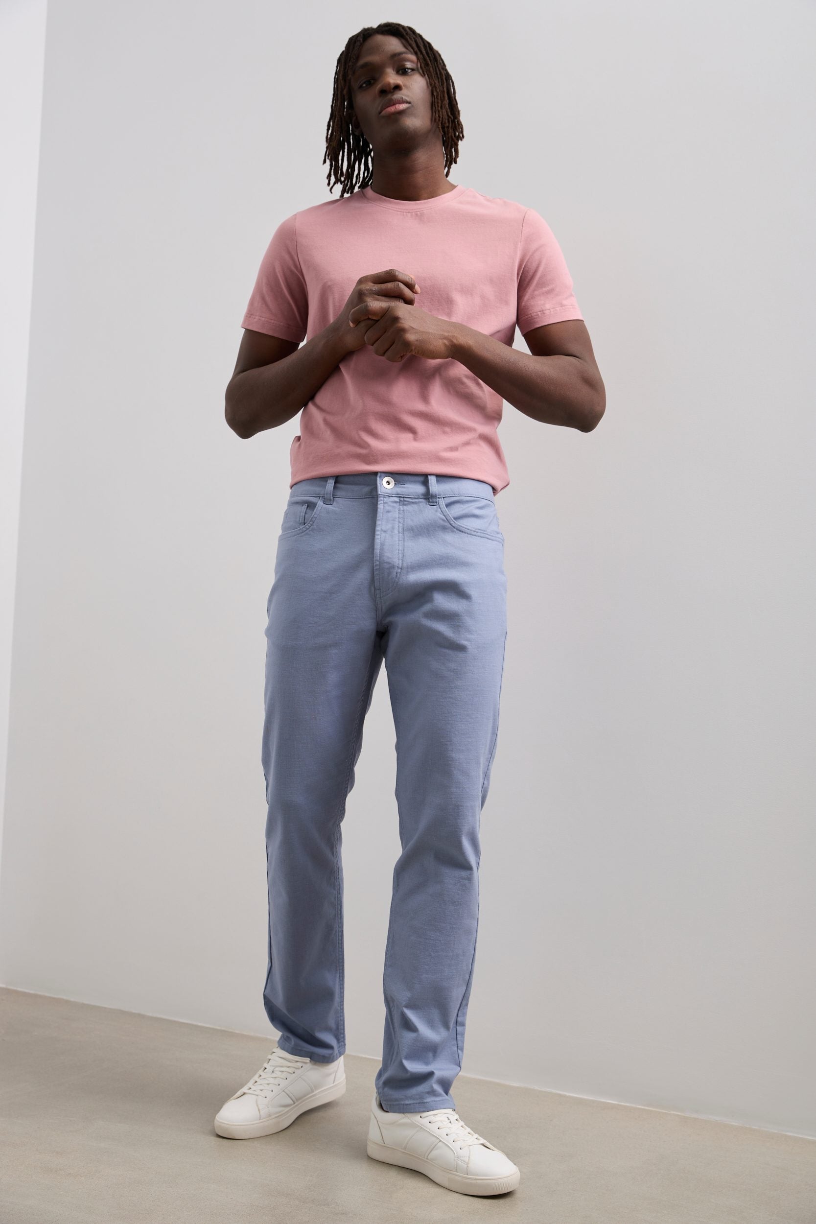 Pantalon texturé étroit cinq poches