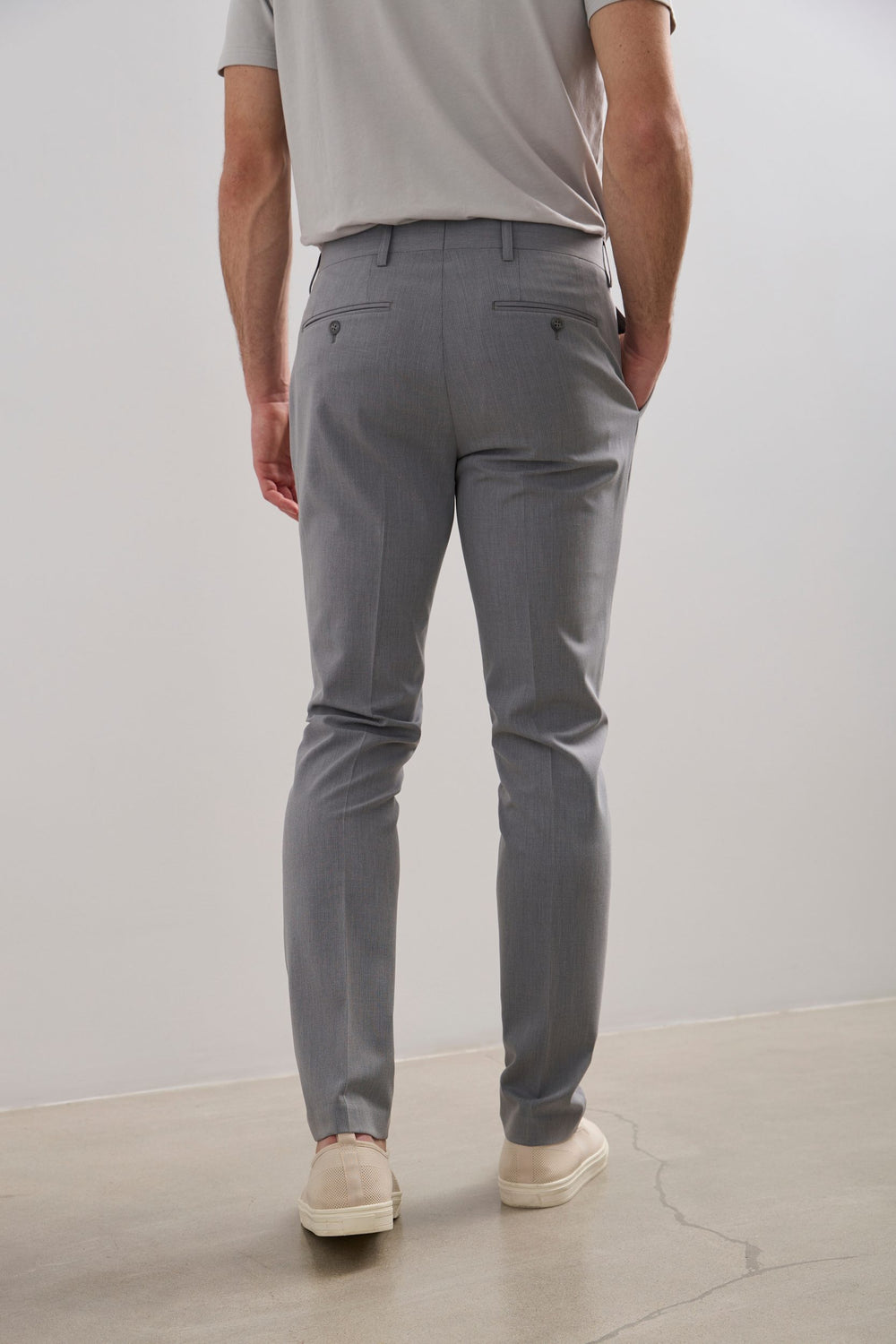 Pantalon étroit fines rayures