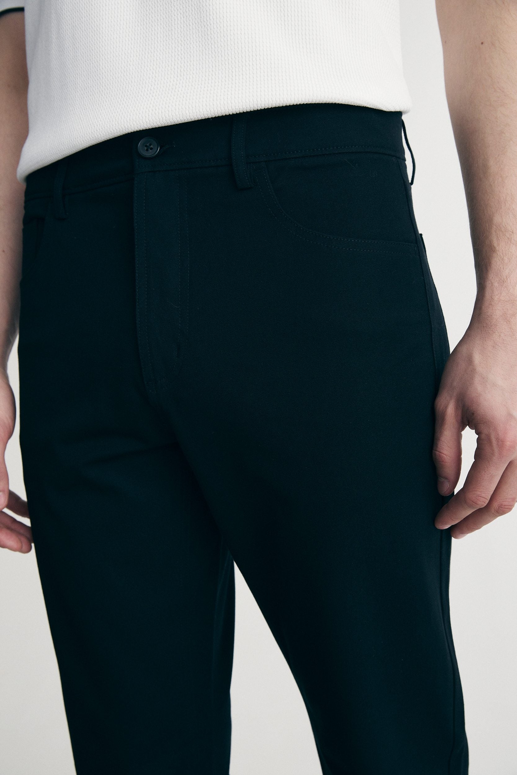 Pantalon étroit cinq poches