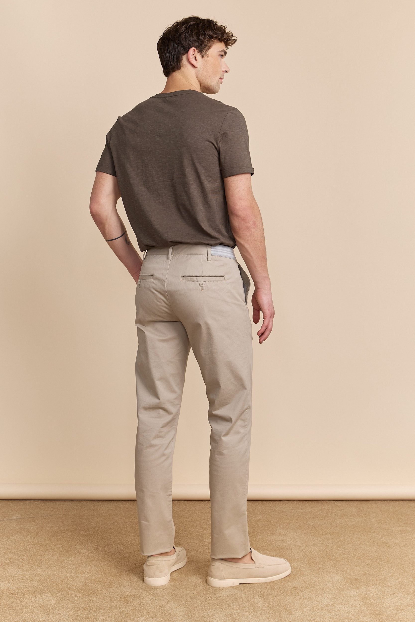 Slim fit pants with elastic sides