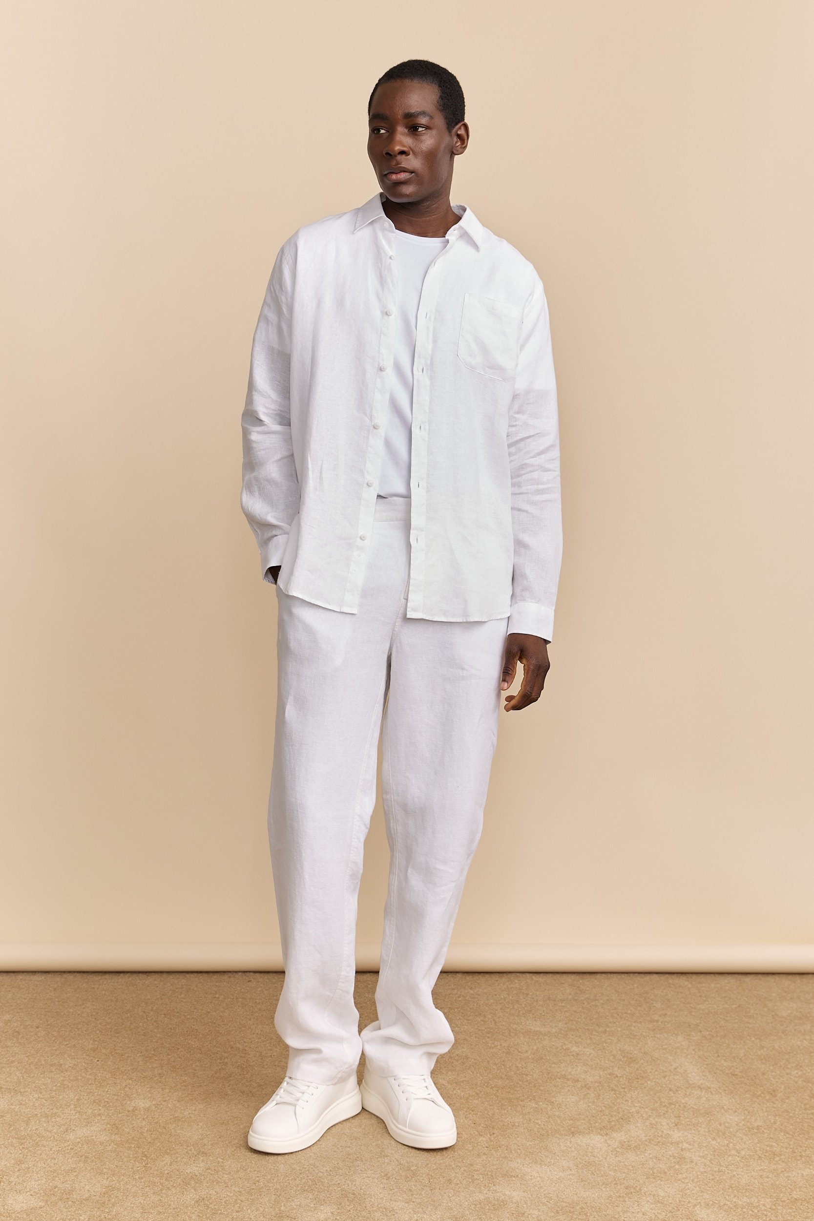 Pantalons en lin à côtés élastiques