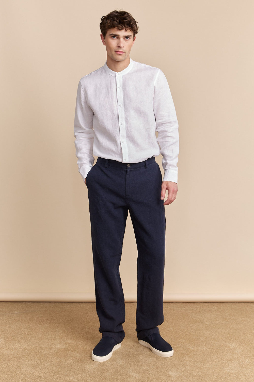 Pantalons en lin à côtés élastiques