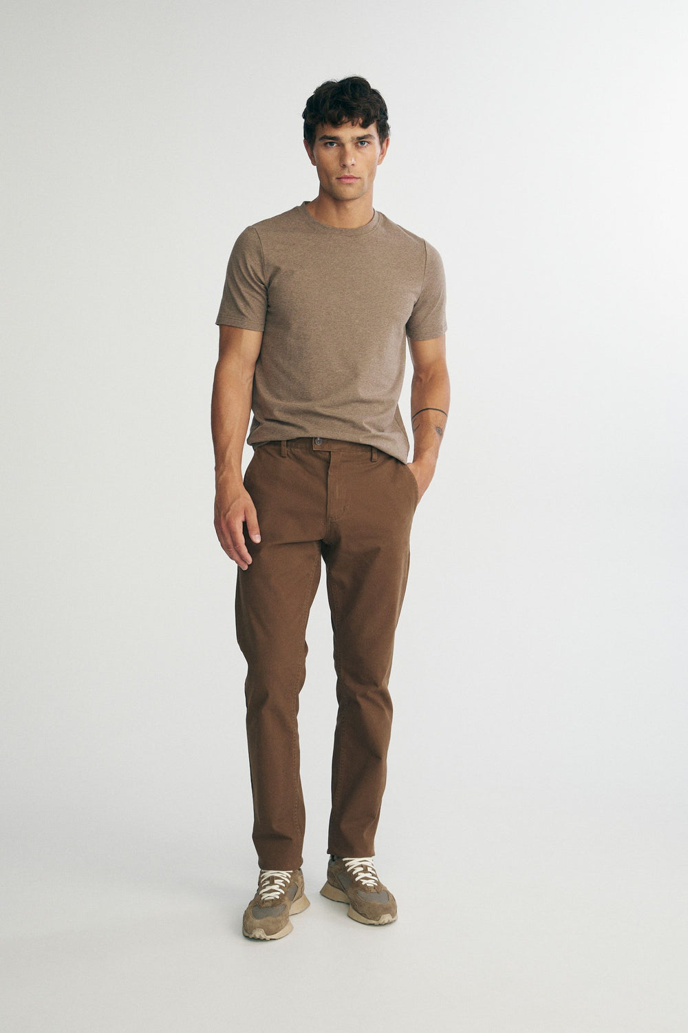 Chino étroit
