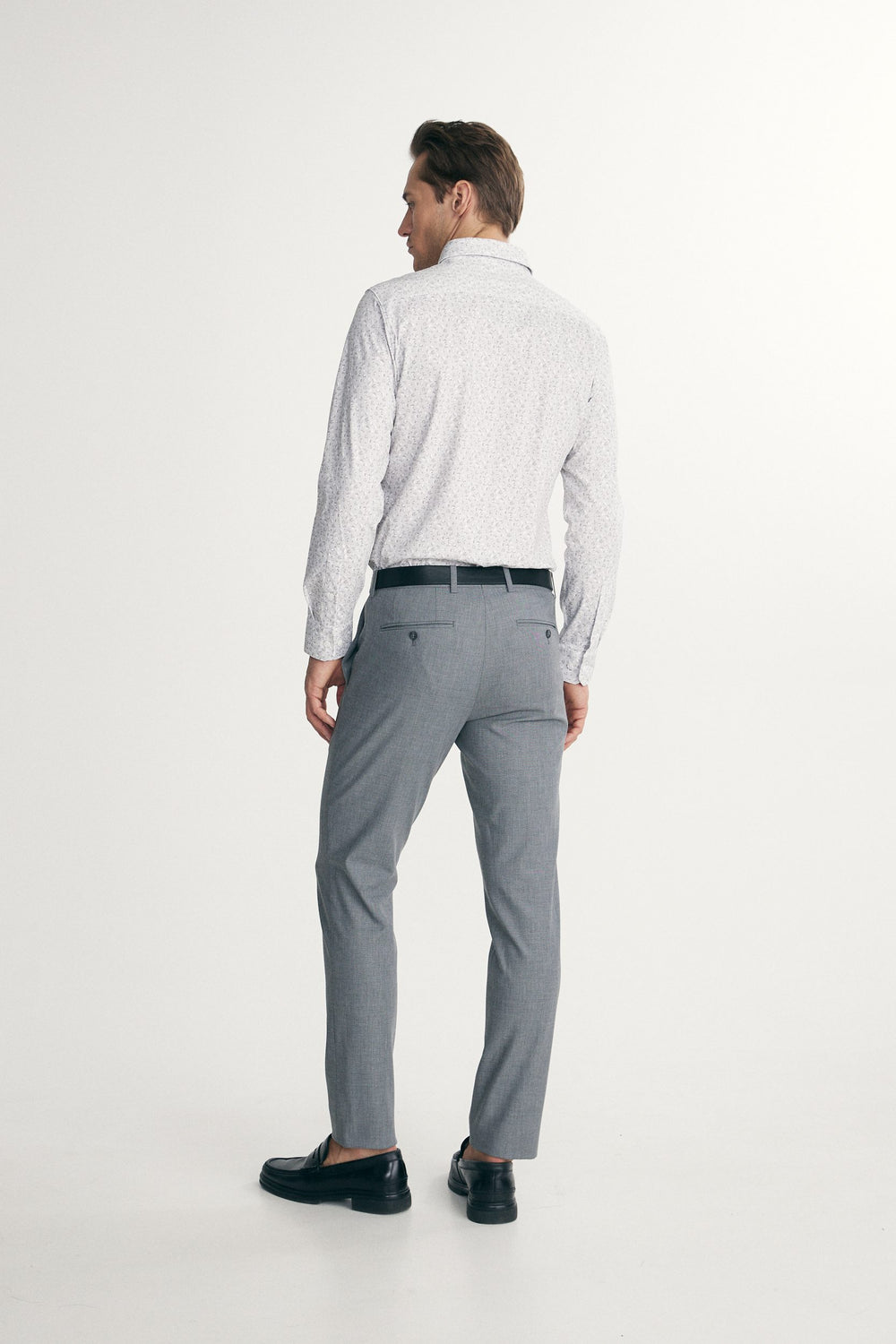Slash pocket slim fit pants