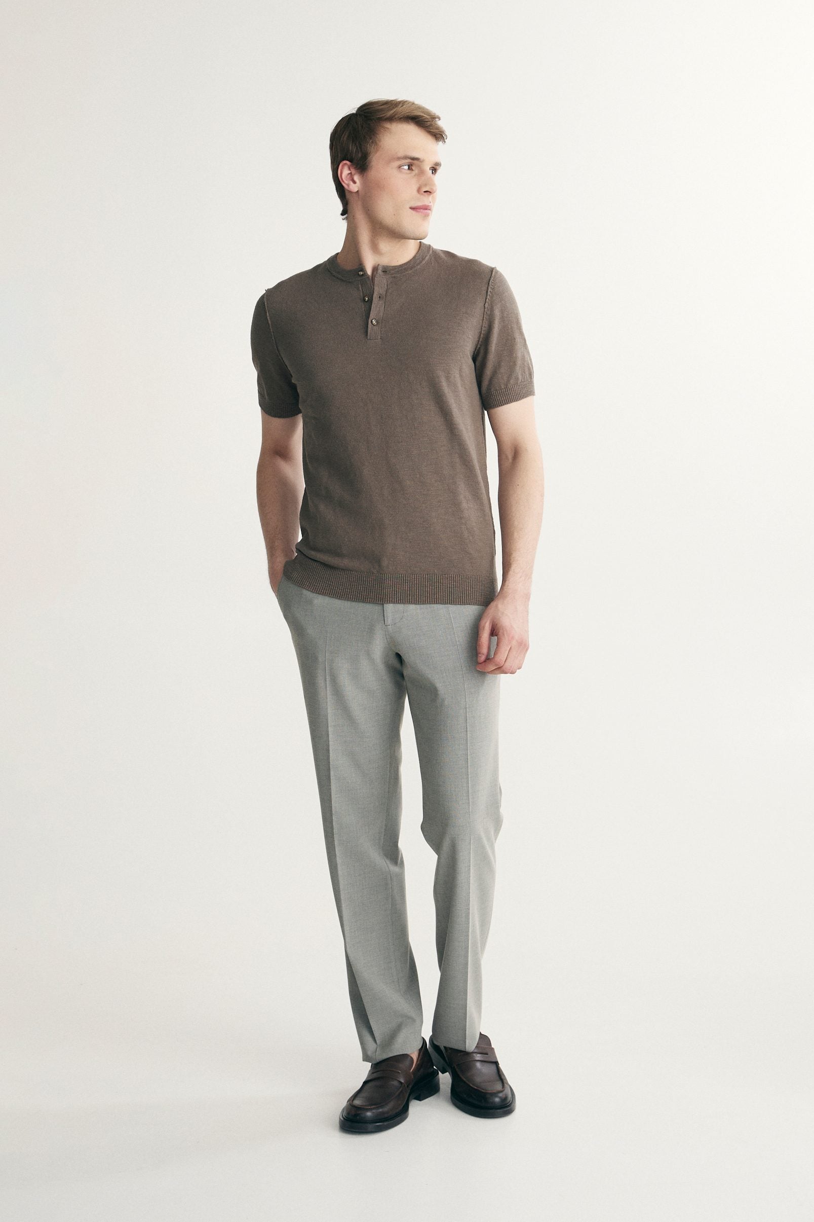 Pantalon deux tons avec côtés élastiques