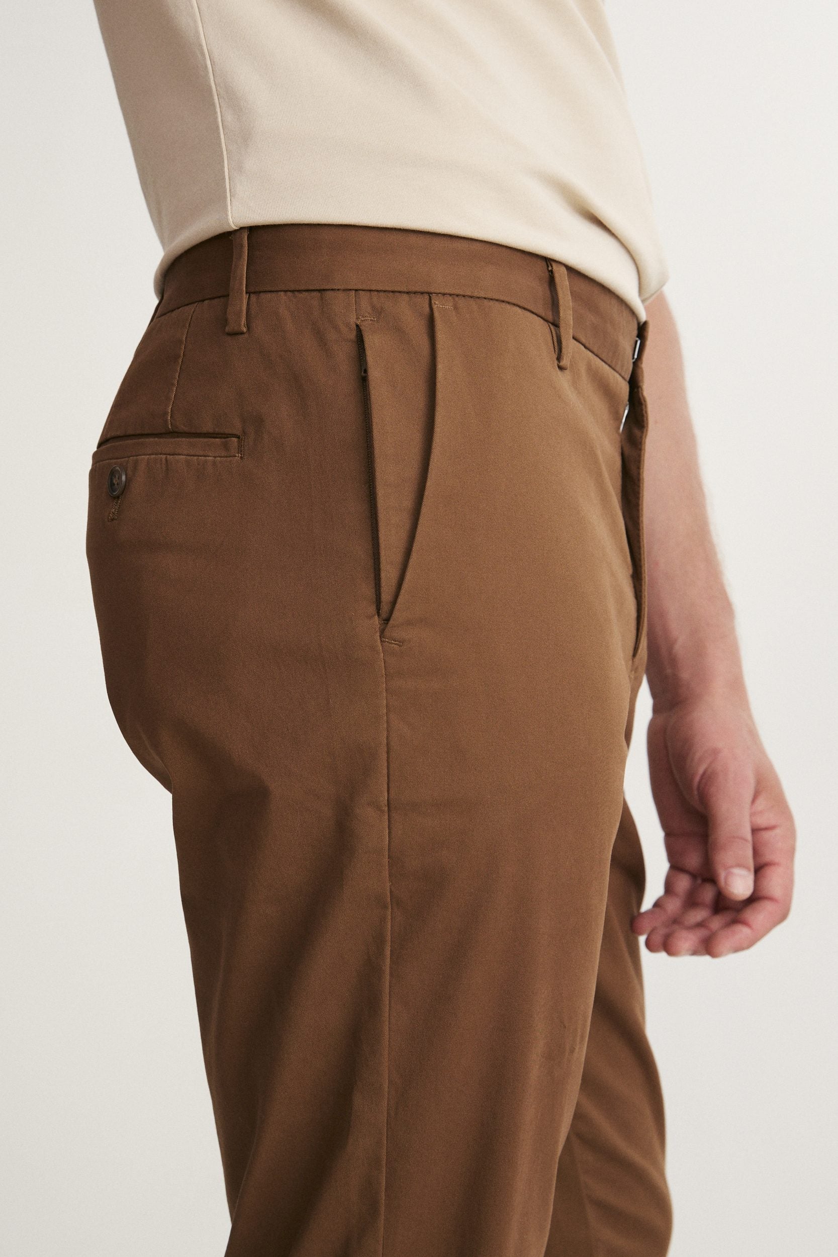 Slim fit chino