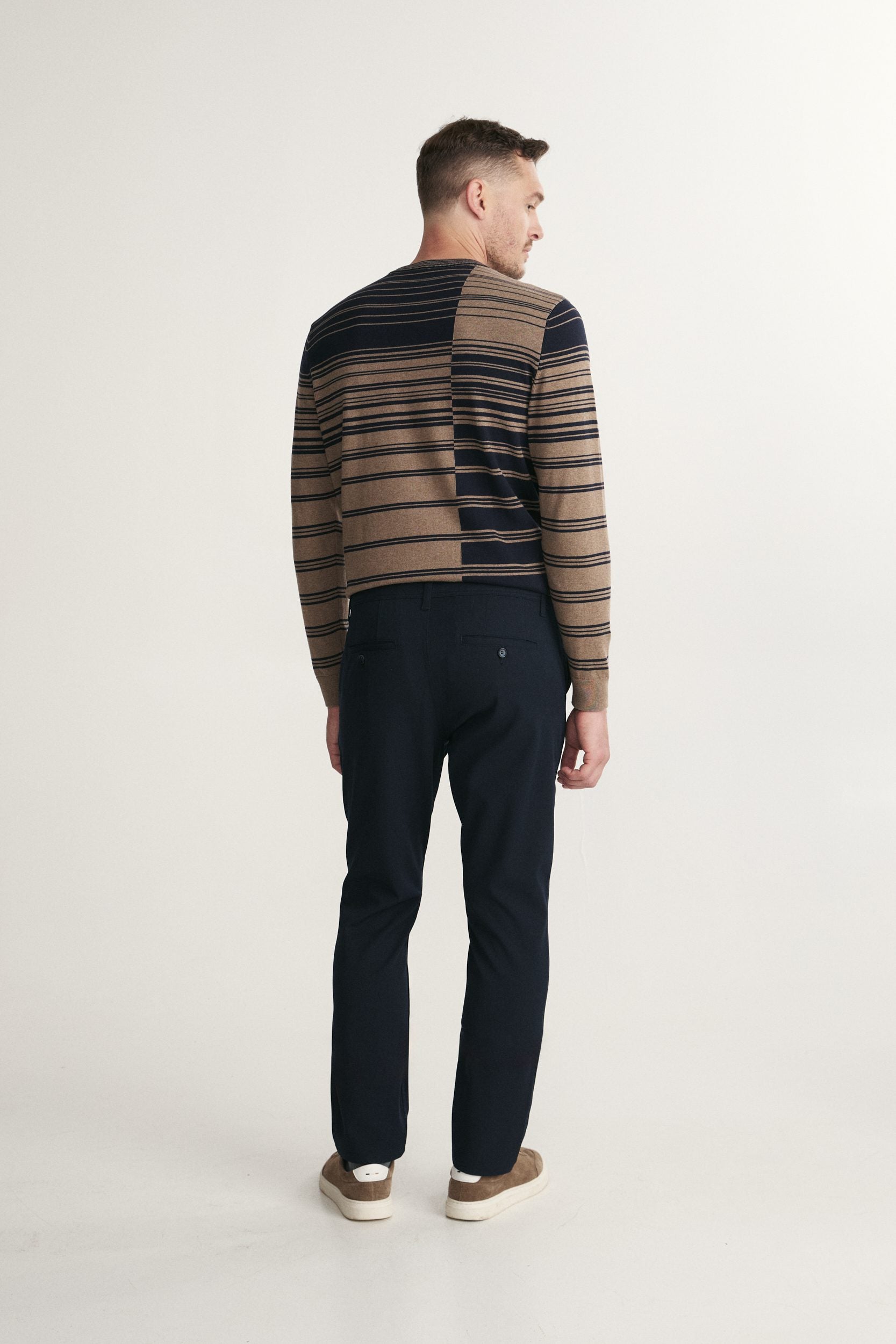 Pantalon uni étroit