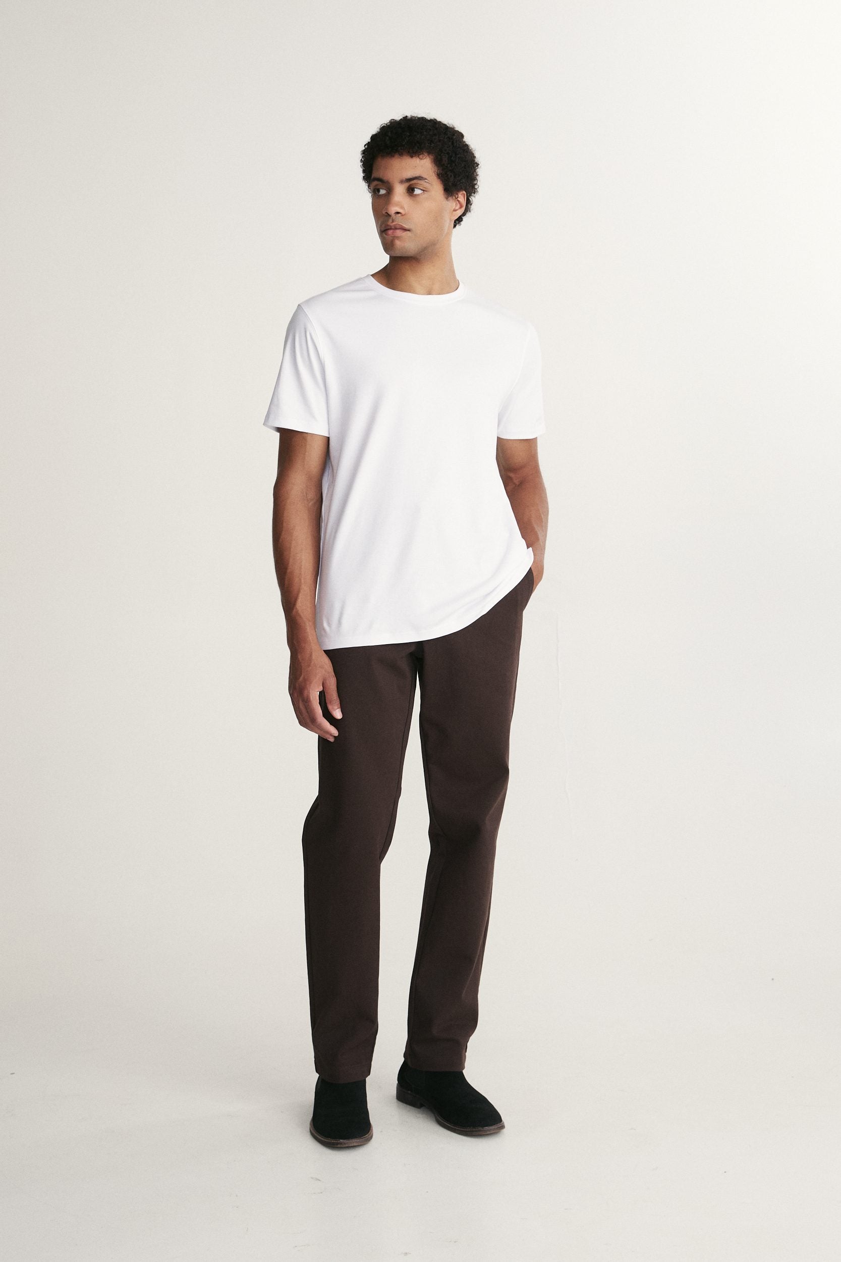 Straight leg pant with elastic sides