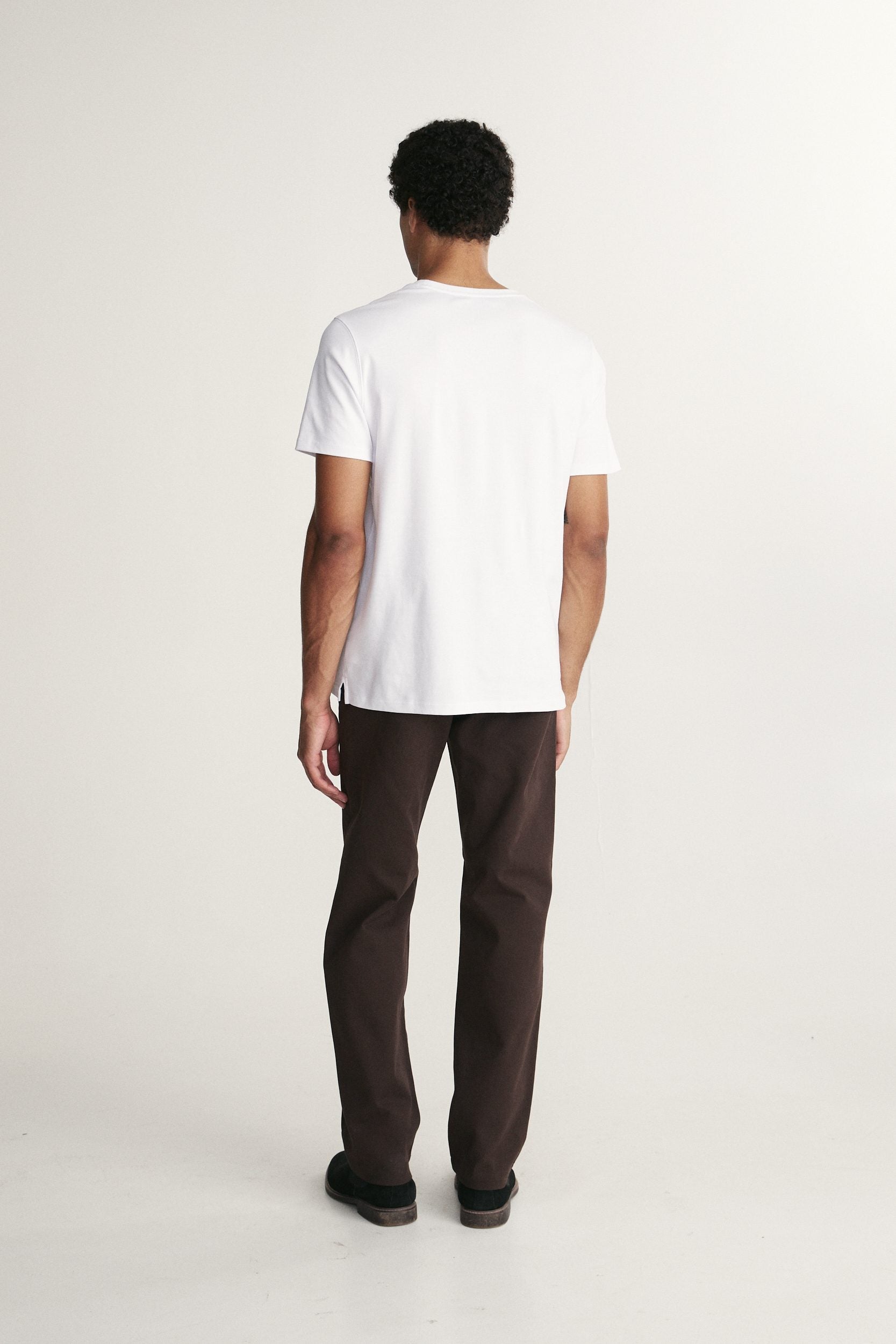 Straight leg pant with elastic sides