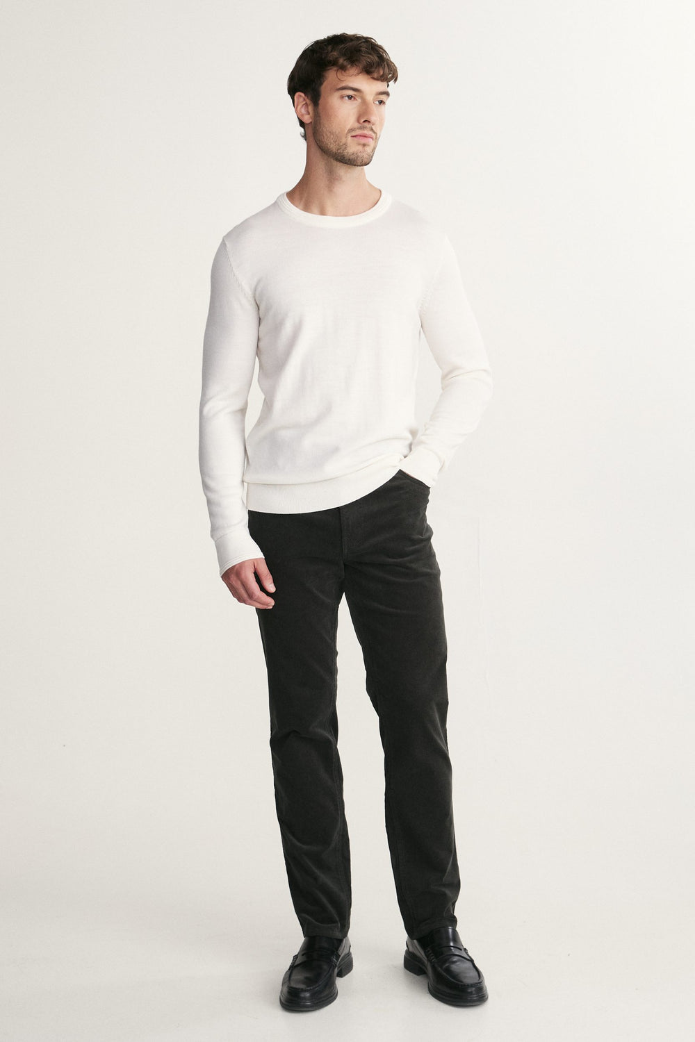 Pantalon étroit en velours côtelé
